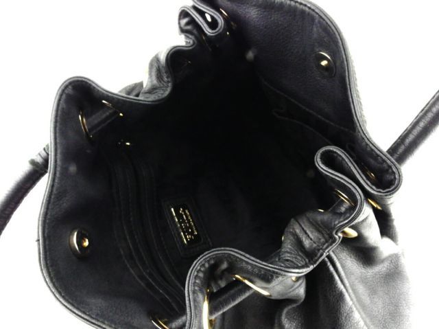 フルラ トートバッグ トート ショルダーバッグ ロゴチャーム付き カルメン ブラック ゴールド シルバー レザー FURLA  L2687S 