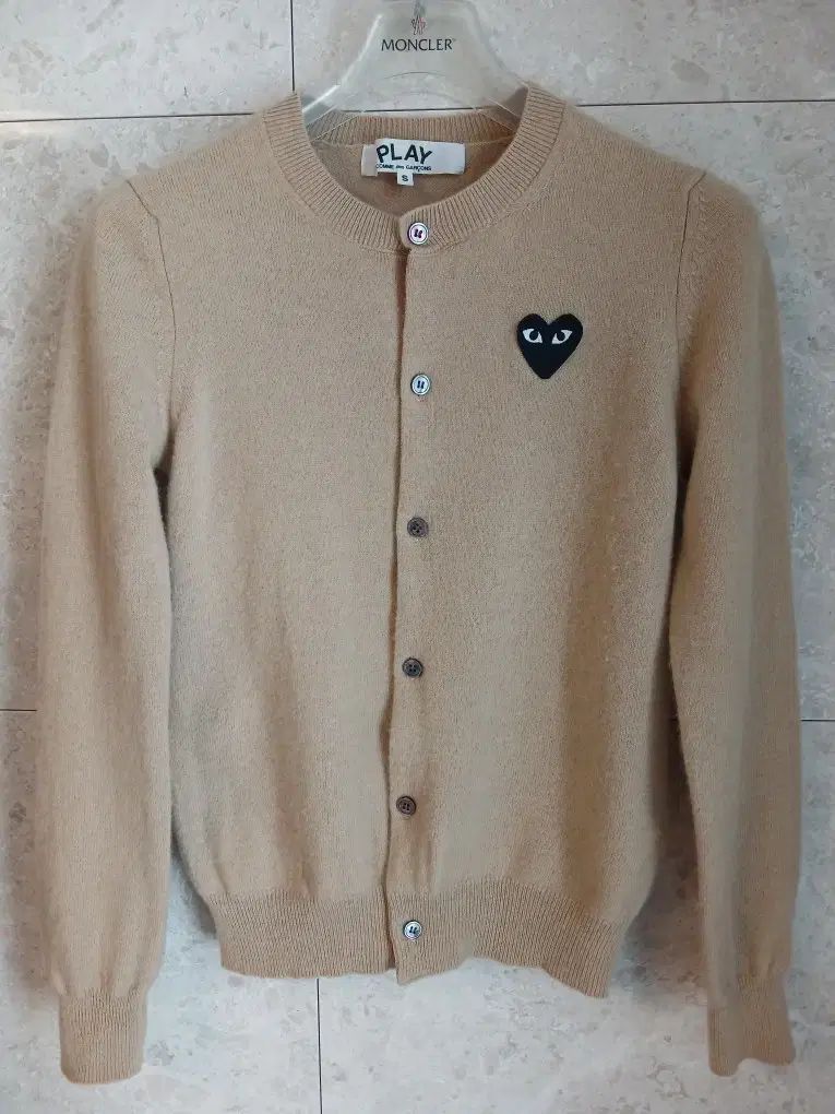 COMME