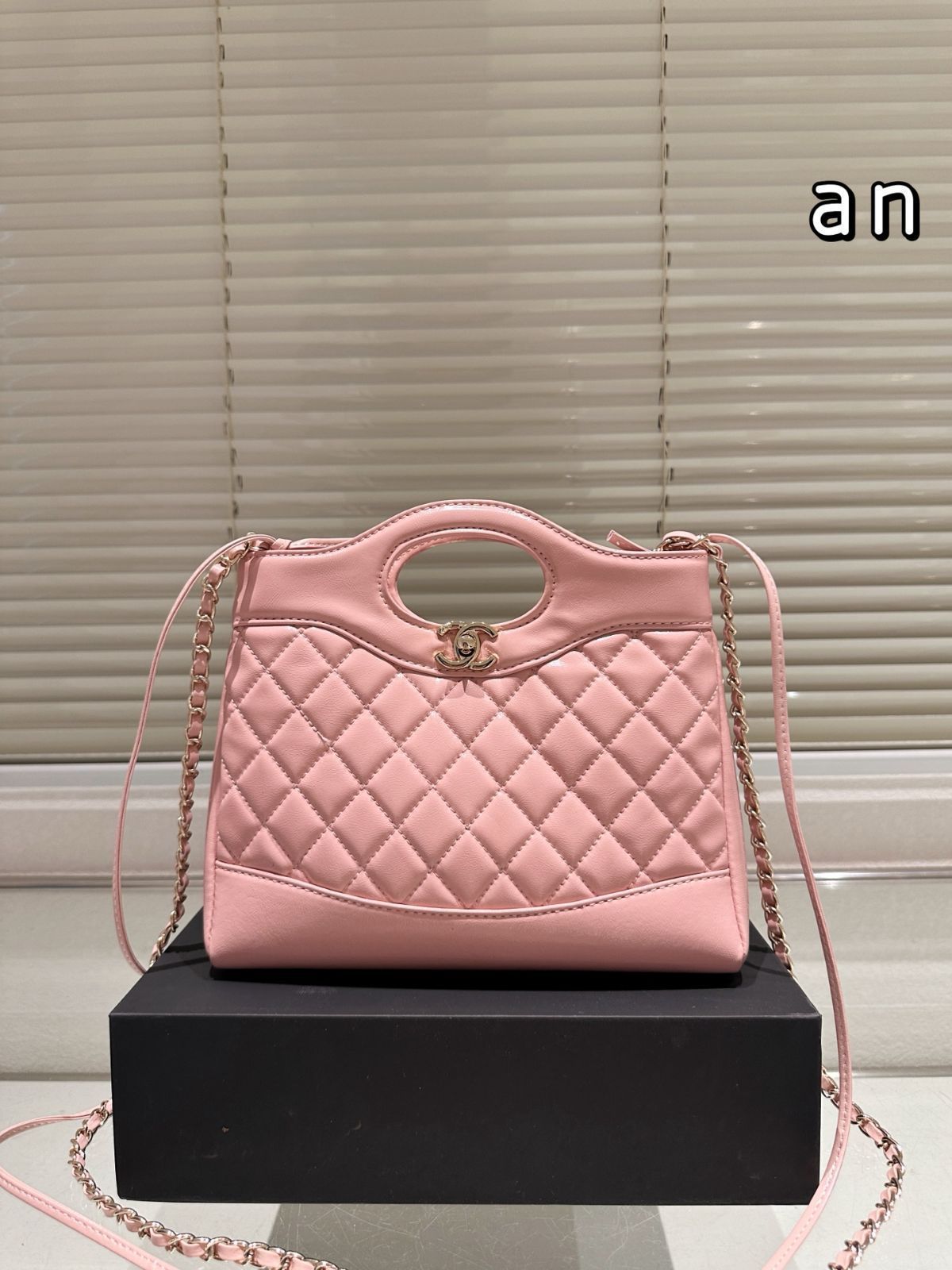 今日特価】Chanel 23a 31 Bag Horizontal（シャネル 23a 31