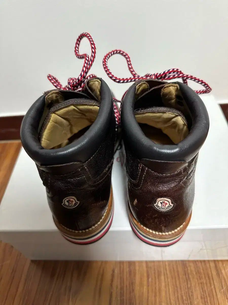 245 MONCLER(モンクレール) VISVIM(ビズビム) ウォーカーブーツ 新品  