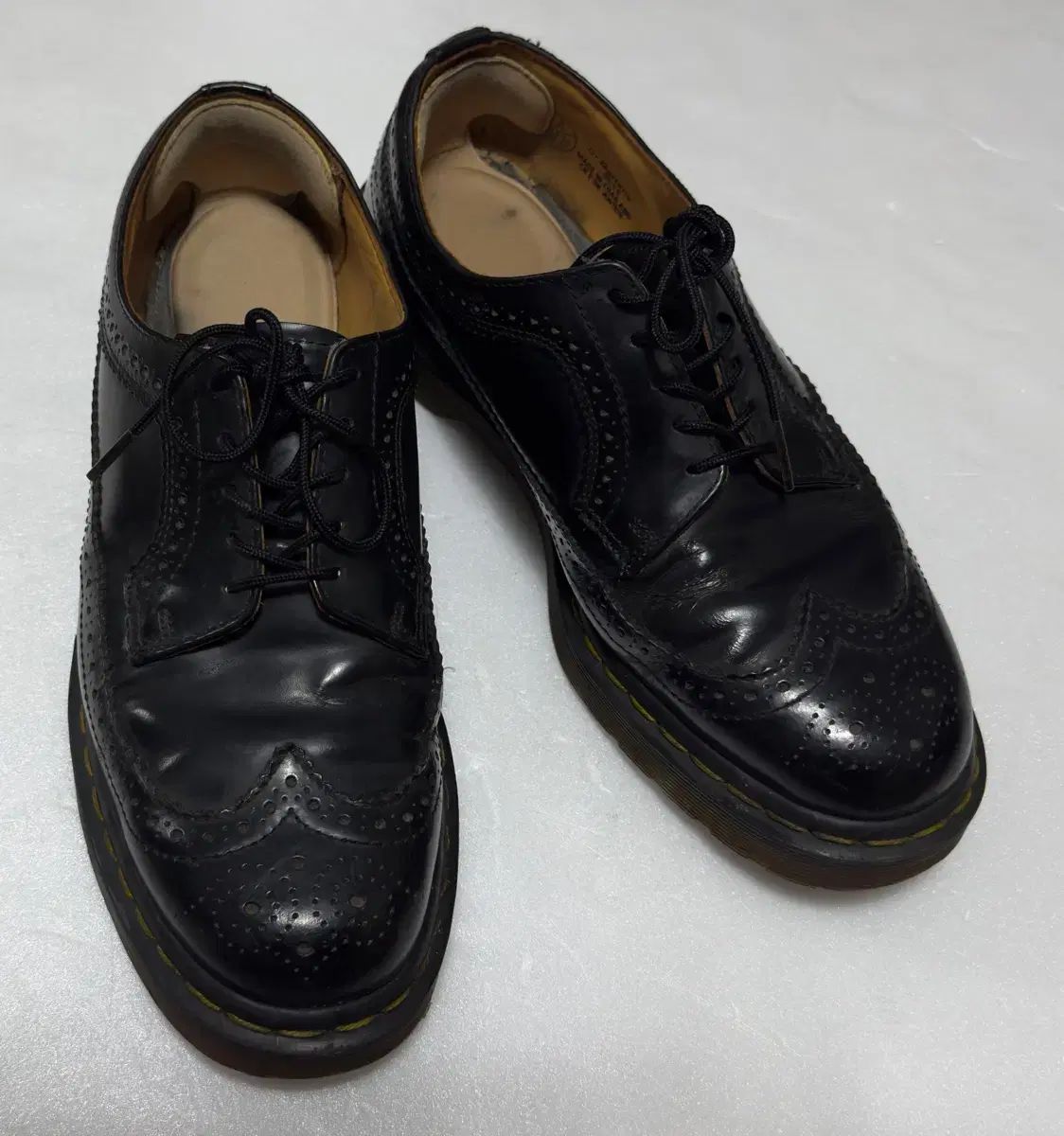 DR. MARTENS ドクターマーチン 光沢ウィングチップ クラシック シューズ uk9 280size