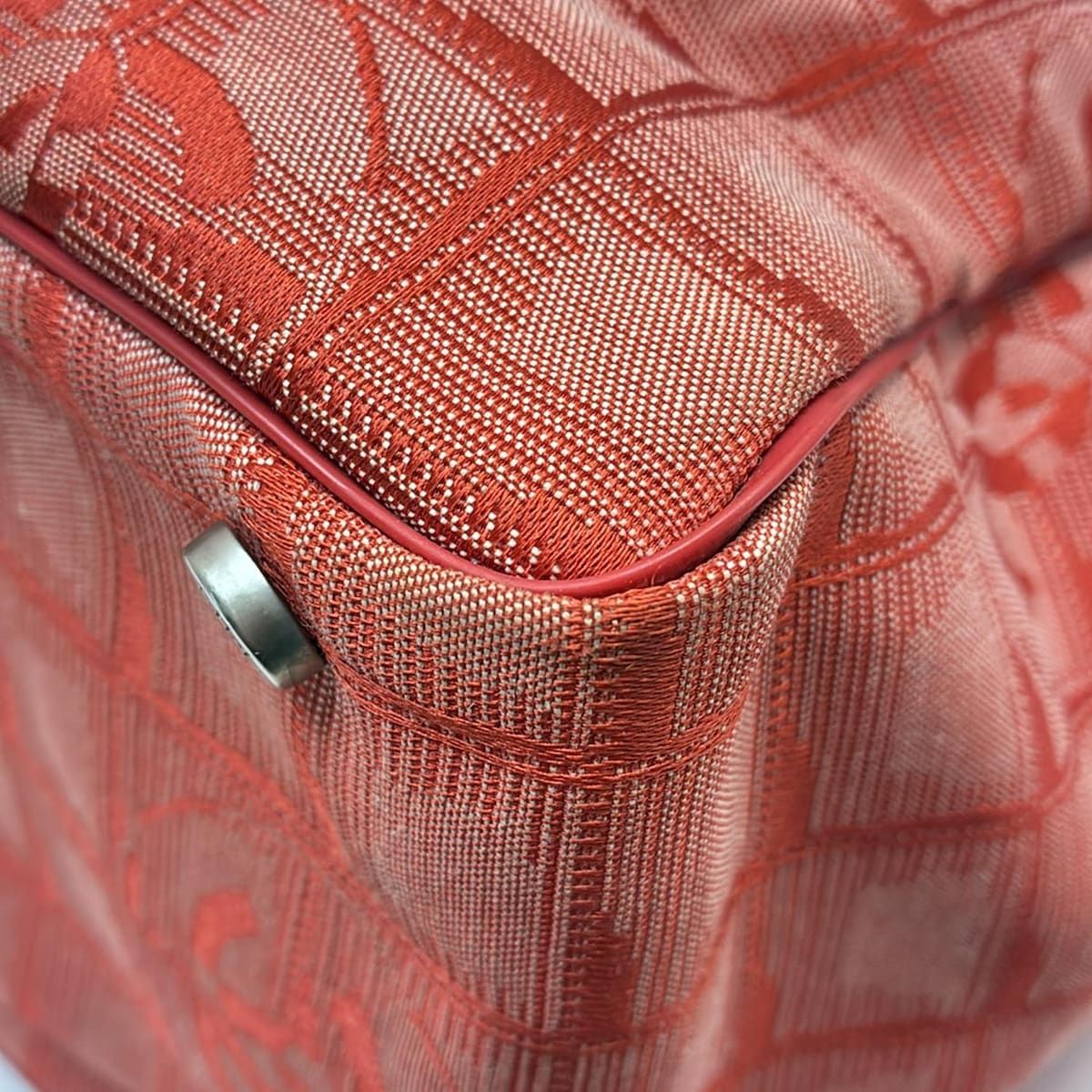 CHANEL　シャネル　ニュートラベルライントートMM 極美品 CHANEL シャネル ニュートラベルライン トートバッグ MM