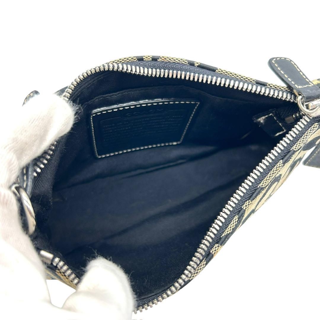 良品 1723 COACH アクセサリーポーチ シグネチャー ブラック - メルカリ