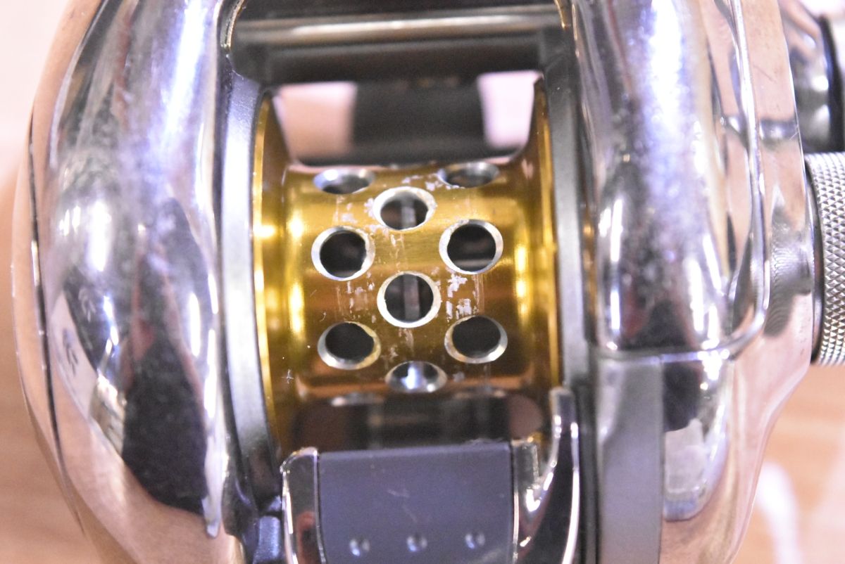 シマノ アンタレス AR ベイトリール 右ハンドル SHIMANO ANTARES バス