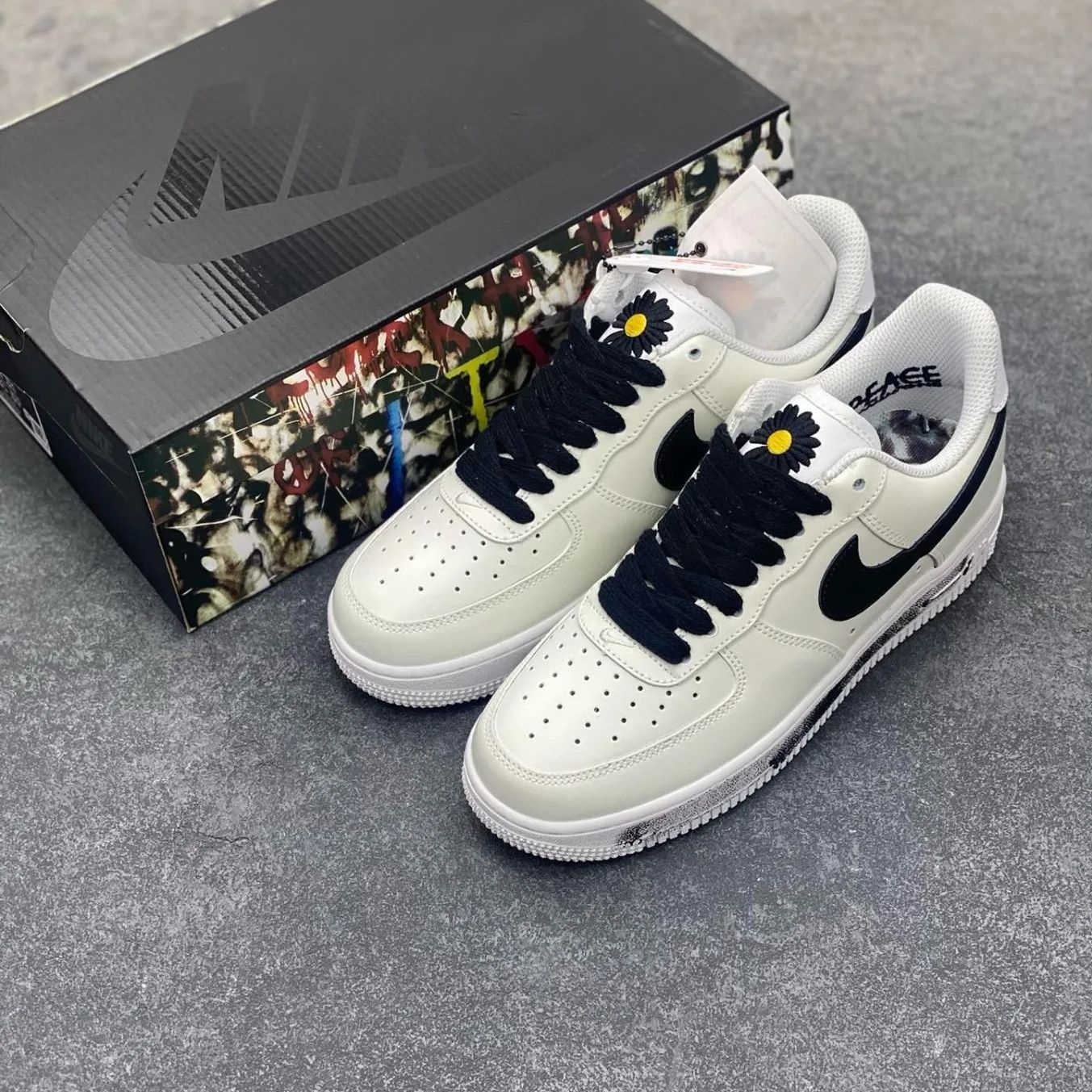 Peaceminusone x Nike Air Force 1 "Para-Noise" Off-White | ピースマイナスワン x ナイキ エアフォース1 "パラノイズ" オフホワイト