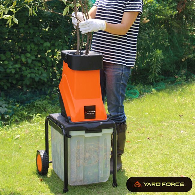 佐川急便配送 ヤードフォース YARD FORCE 枝シュレッダー 粉砕機 電動 木 枝 ウッドチッパー 家庭用 コンパクト ガーデン 剪定 庭 手入れ 掃除 ガーデンシュレッダー 保護メガネ 手袋押込み棒 セット シュレッター
