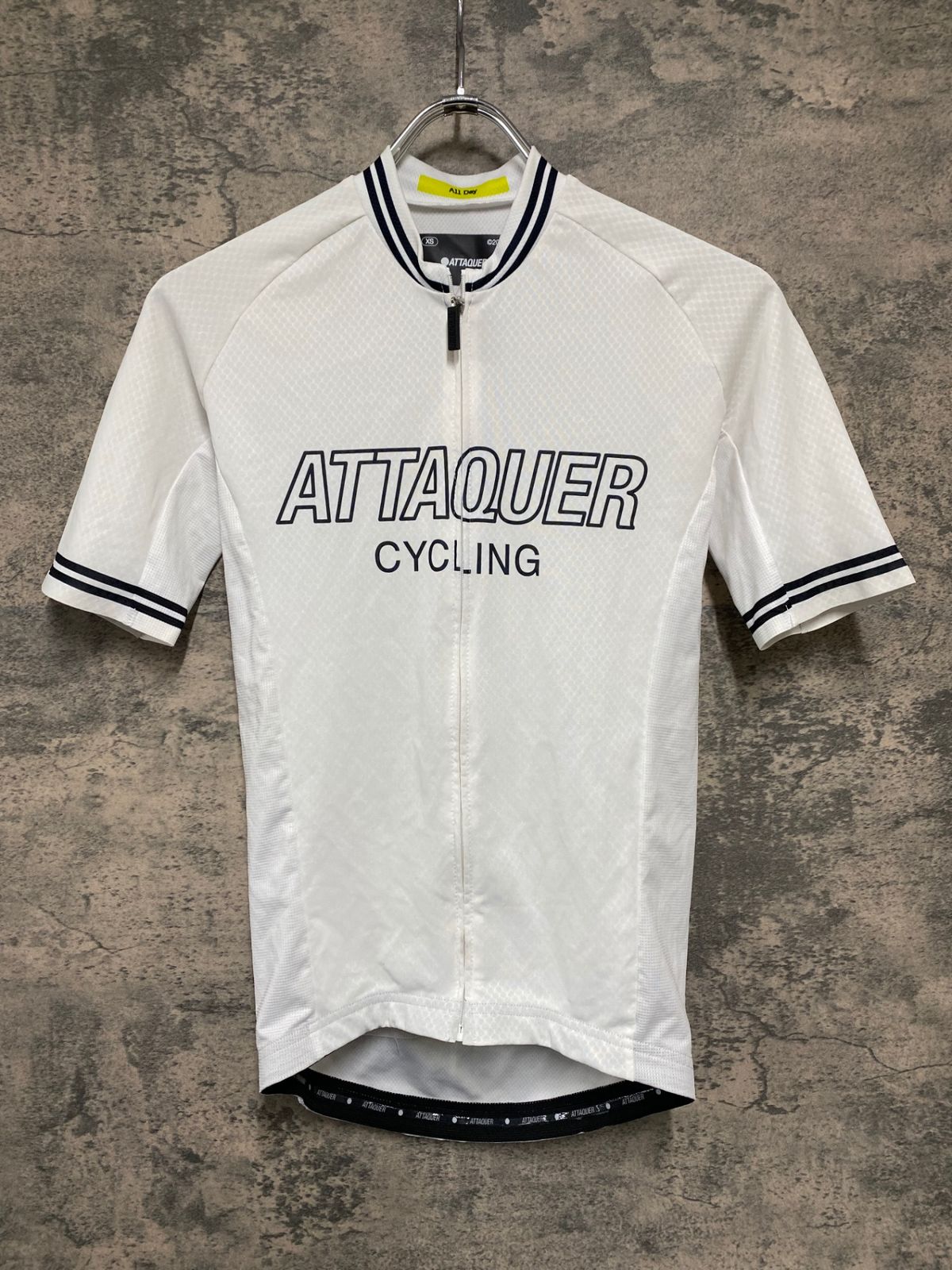 はな IU389 アタッカー ATTAQUER All Day 半袖 サイクルジャージ 白 XS
