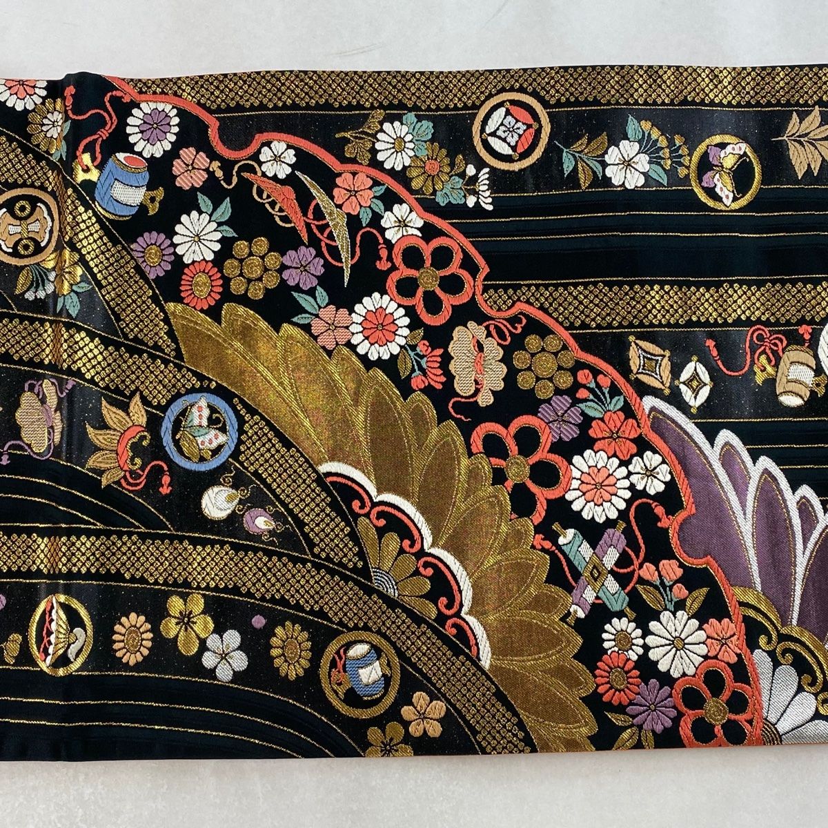 着物屋こころ□極上 川島織物 六通柄 本袋帯 花唐草文 金糸
