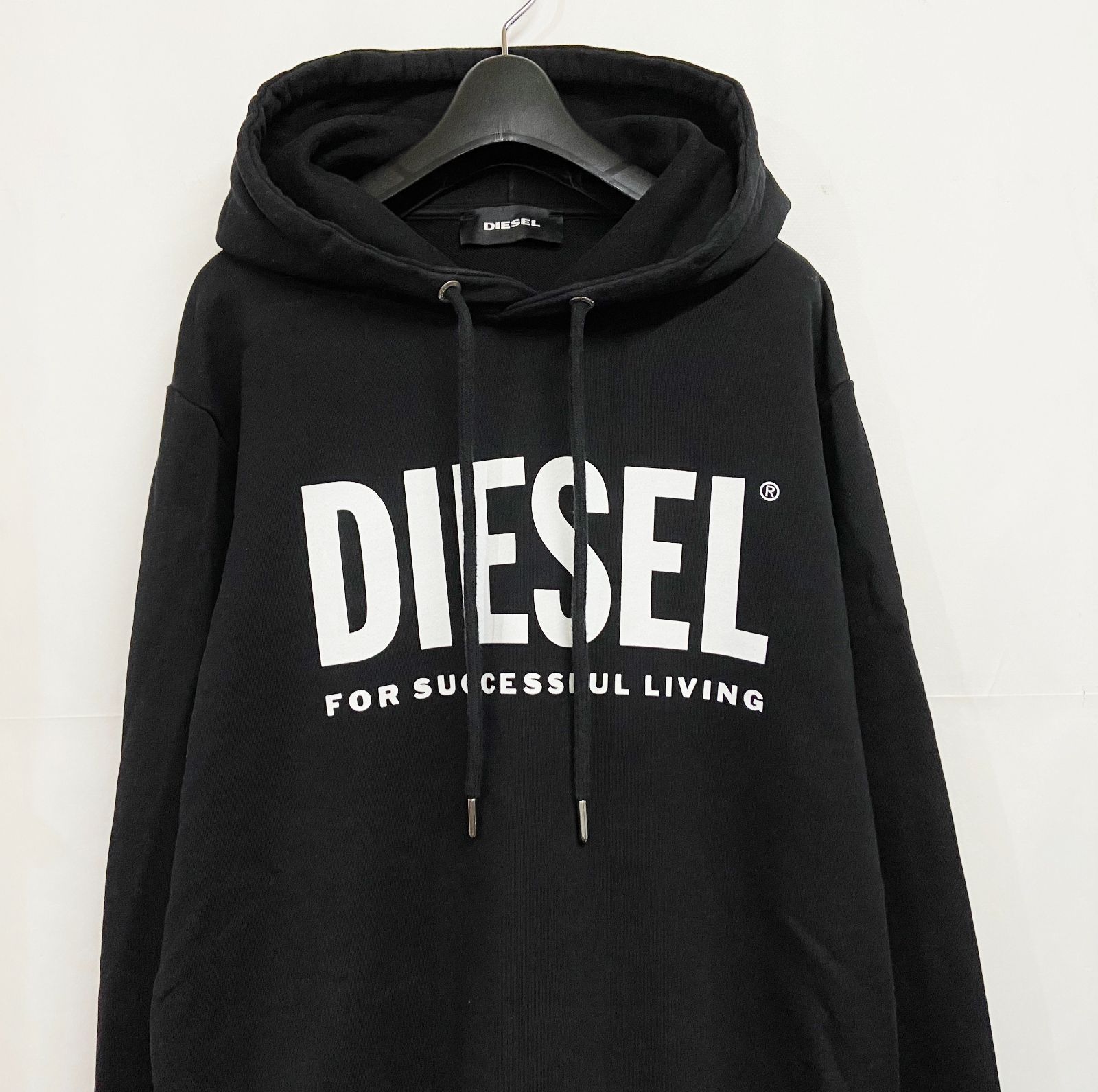 DIESEL ディーゼル ロゴプリント プルオーバーパーカー - メルカリ