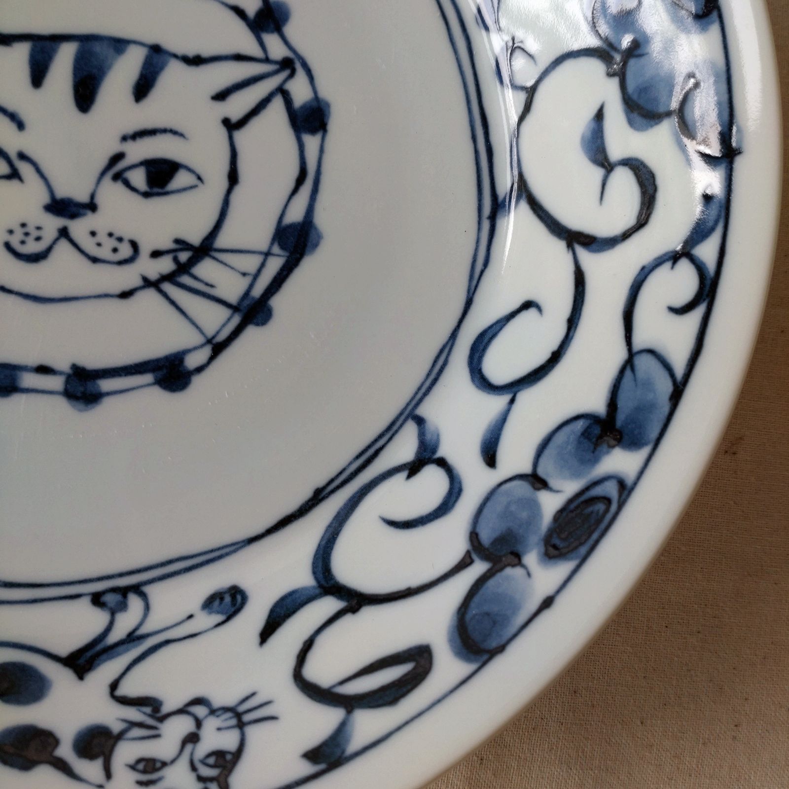 2枚】新品 日本製 美濃焼 ねこまるけ 猫 ねこ柄 深皿 カレー皿 パスタ