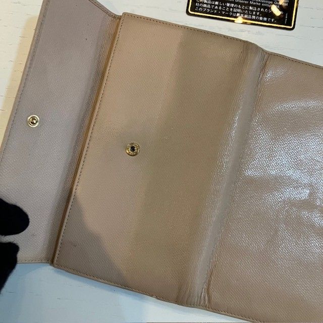2つ折り 財布