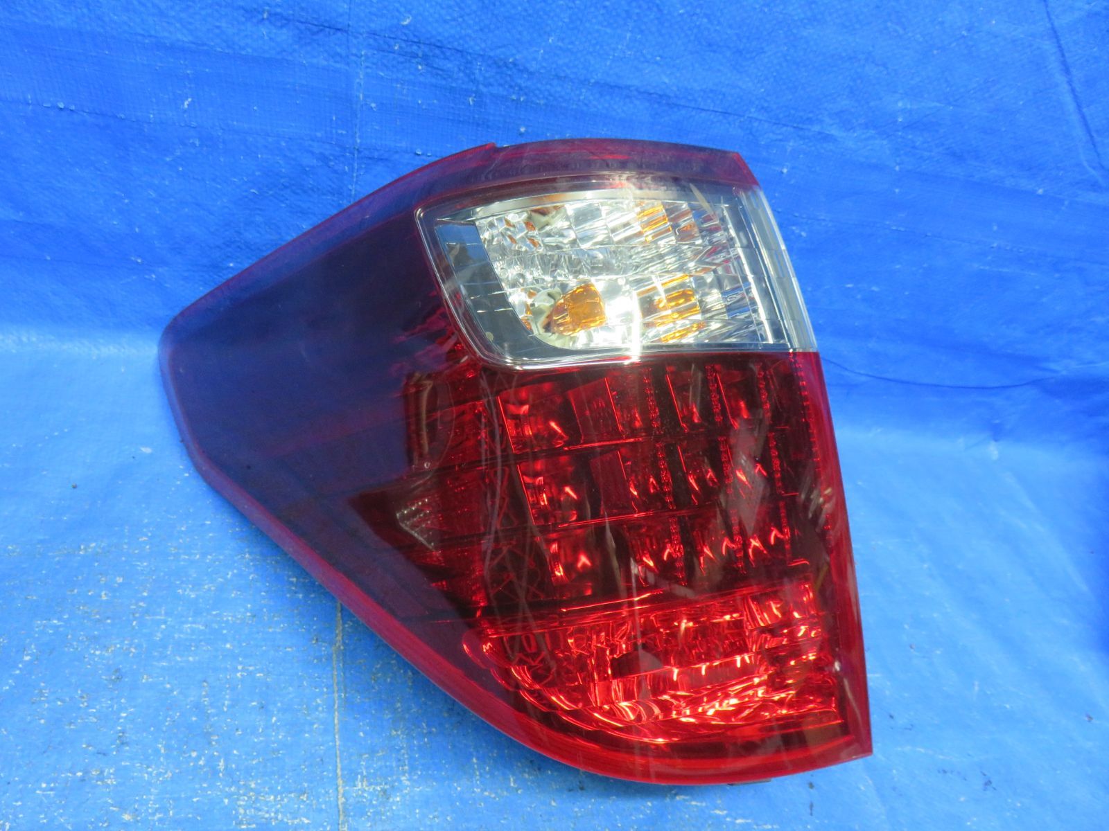 20系 左右セット フィニッシャーテールランプ LED KOITO 58-31 20系 左右セット フィニッシャーテールランプ LED KOITO 58-31