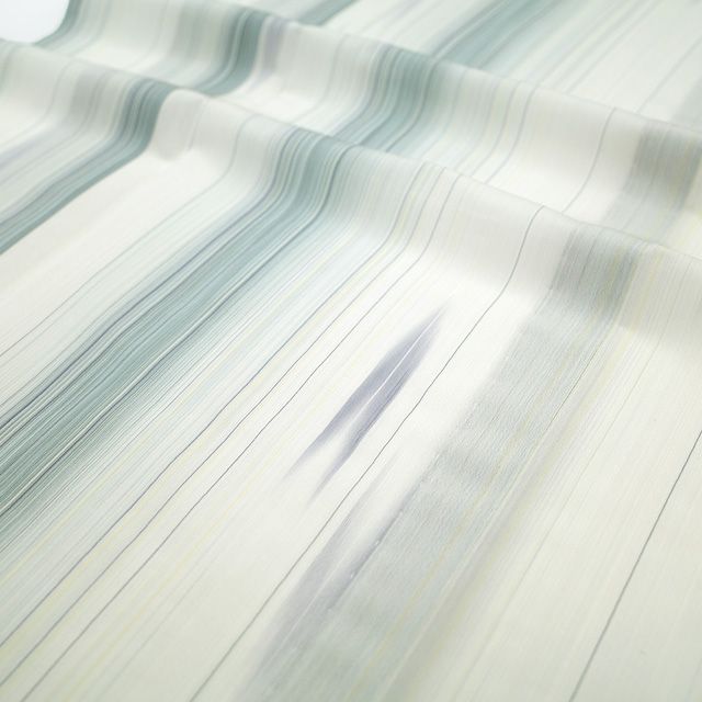 正絹 反物 十日町明石ちぢみ 「美しい着物」雑誌掲載商品　パールトーン済み 正絹 反物 十日町明石ちぢみ 「美しい着物」雑誌掲載商品 パール