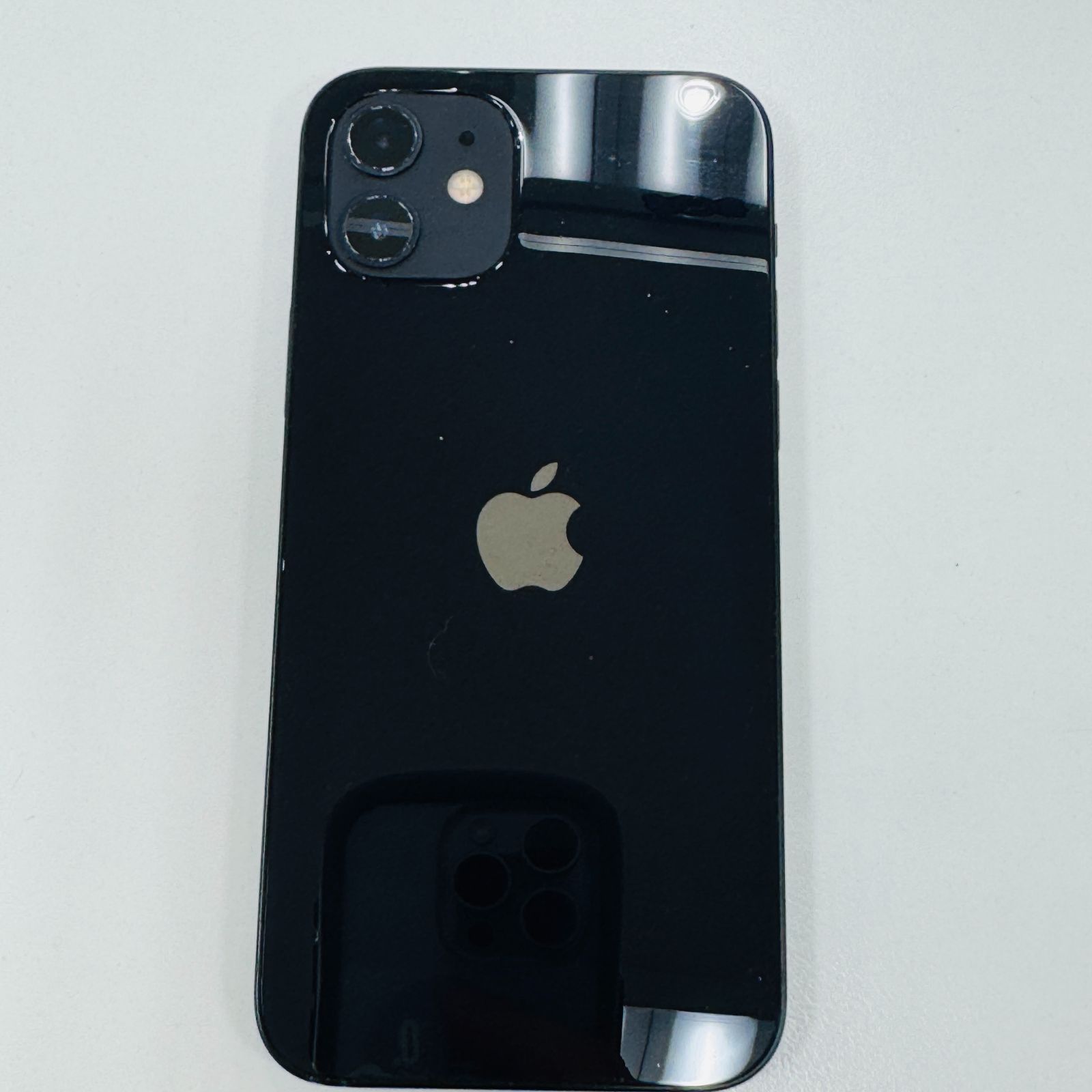A【訳あり】iPhone12 64GB 人気 ブラック 画面割れあり フェイスロック