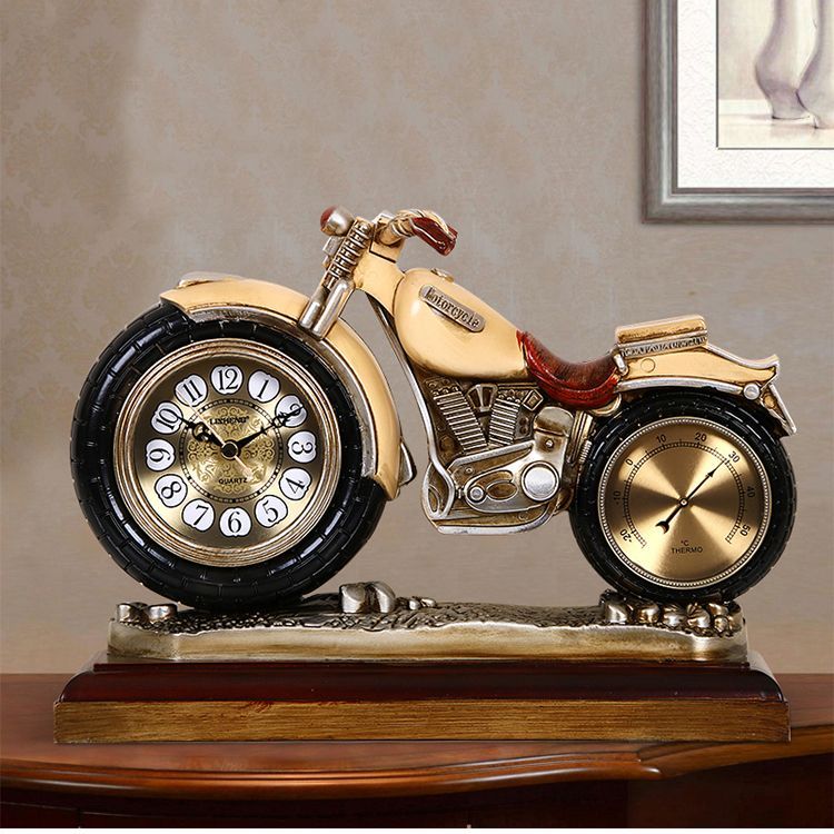 置き時計 卓上時計 アナログ時計 レトロ時計 アンティーク時計 ヨーロッパ風 北欧風 おしゃれ時計 モダン インテリア時計 静音時計 クォーツ時計 装飾時計 デザイン ミニ置時計 アンティーク かわいい プレゼント ギフト おしゃれ バイク オブジェ風 感