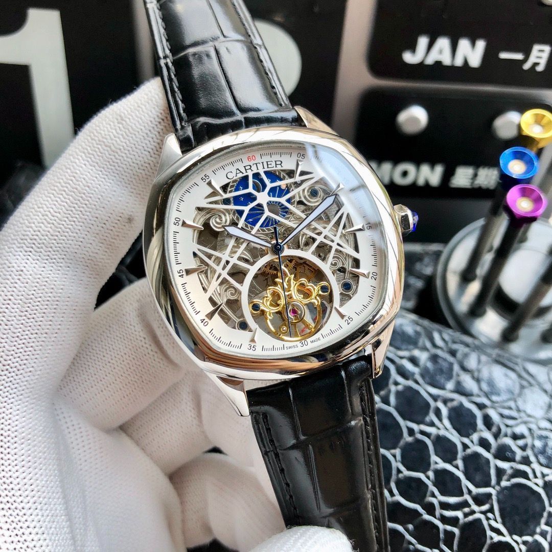 CARTIER カルティエ メンズウォッチ - 42mm 自動巻き機械式|本革ベルト