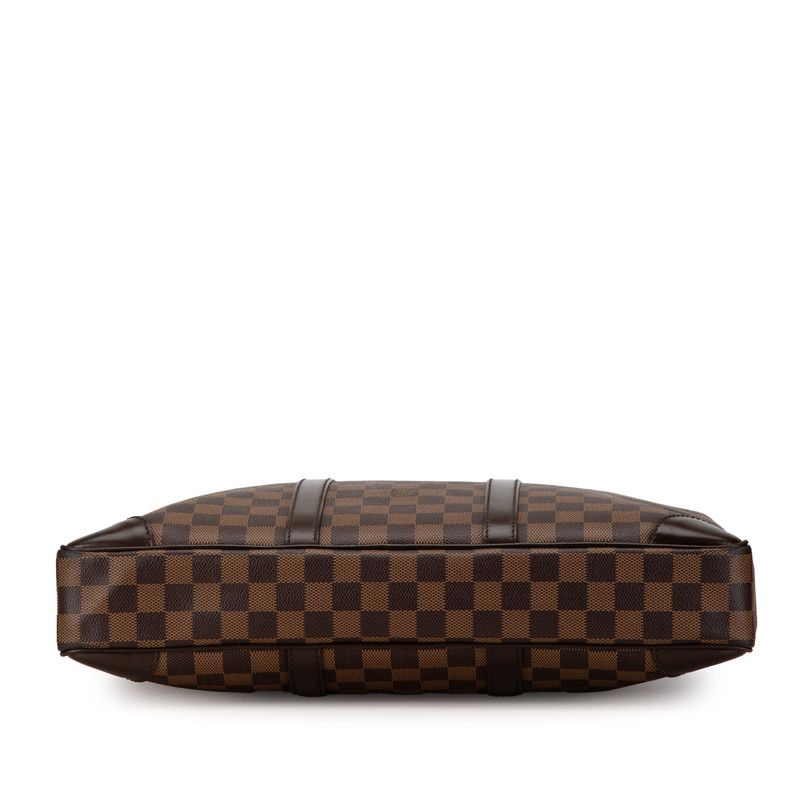 LOUIS VUITTON ポルト ドキュマン・ヴォワヤージュダミエグラフィット