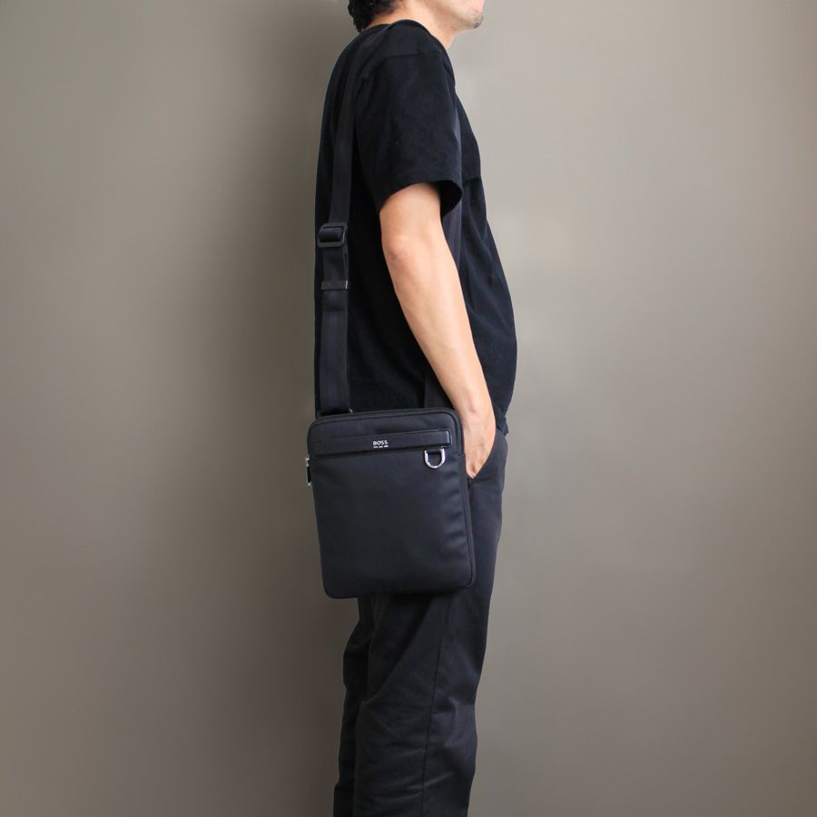 なめたけ様【新品】BOSSボス 旅行バッグ ブラック Amazon | [ボス] ボストンバッグ ラージロゴ&ジップアップ