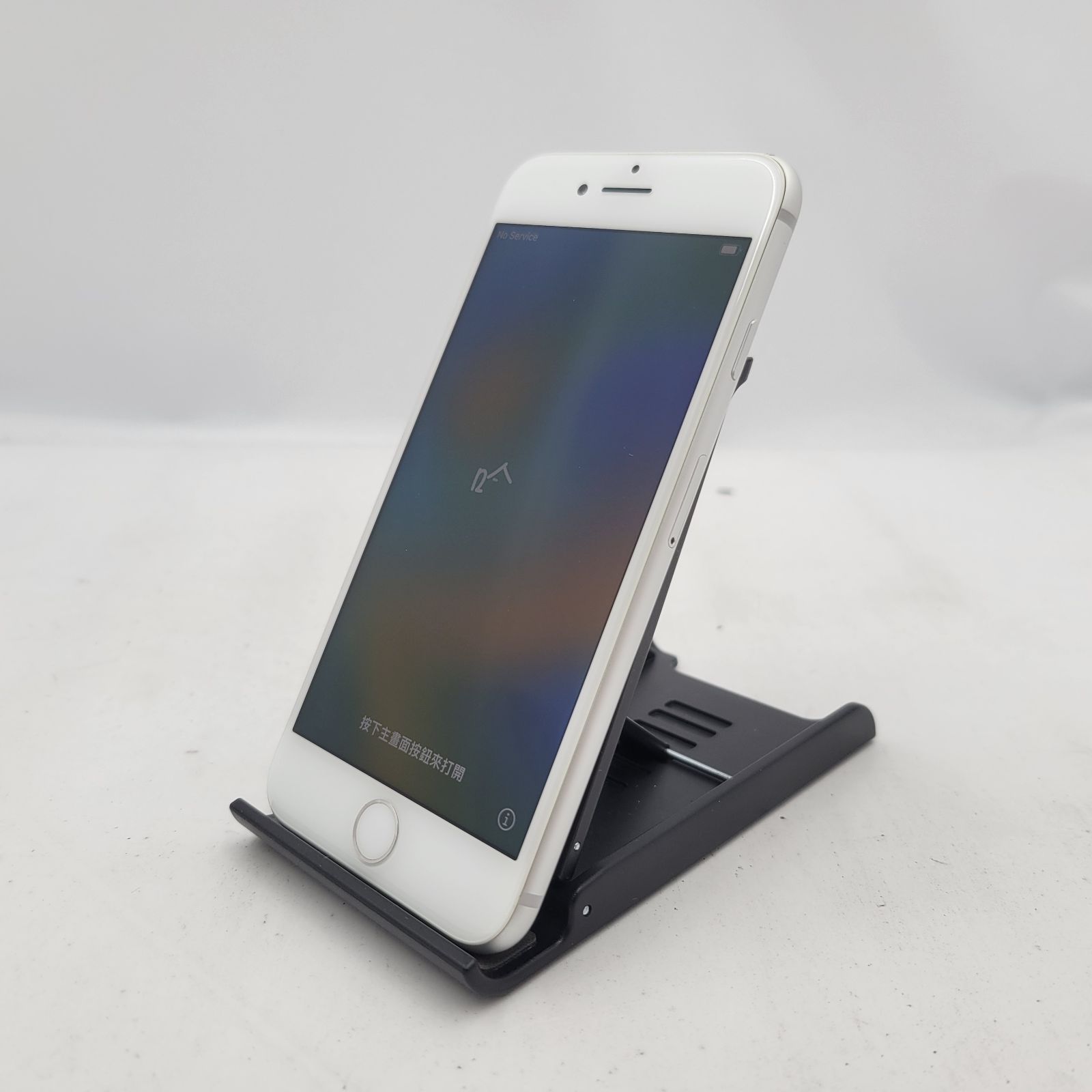 赤字超特価，定番人気 ★動作確認済み★Apple iPhone 8 Silver 64GB Softbank SIMロック有 [4.7インチ iOS] 中古 スマートフォン (RM254) スマートフォン本体