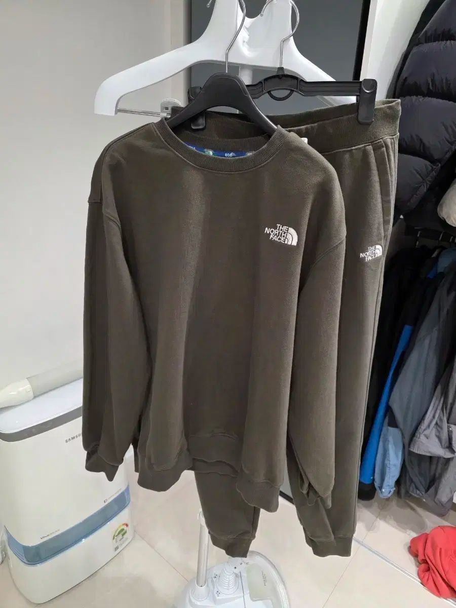 THE NORTH FACE ザノースフェイス 上下 セット トップ s |ボトムス 75