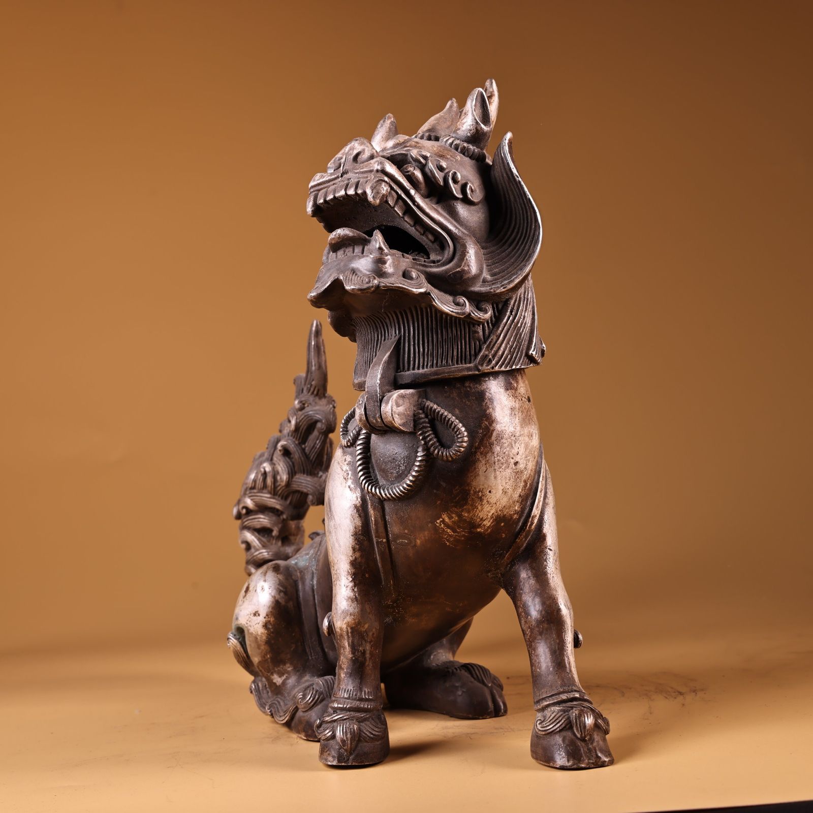 旧家珍蔵 大明宣徳紫銅純銅製塗真金 財獅子香炉 供養 文化財　時代物　開運厄除け 旧家珍蔵 大明宣徳紫銅純銅製塗真金 財獅子香炉 供養 文化財