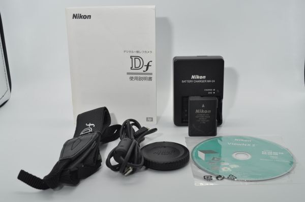 1242ショット！ 新品級  Nikon デジタル一眼レフカメラ Df シルバーDFSL