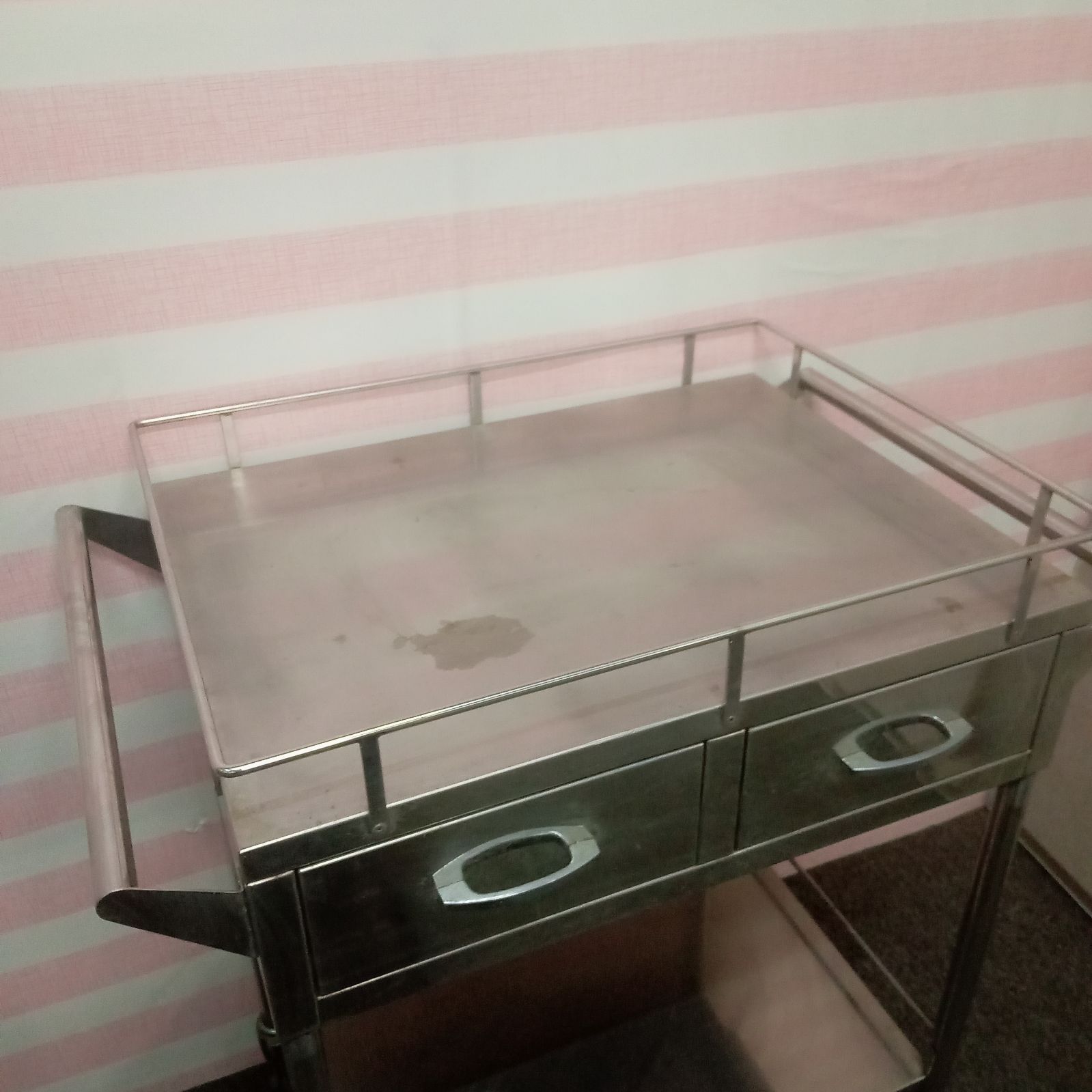 ◯ ステンレス ワゴン 回診車 ドクター キャビネット - メルカリ