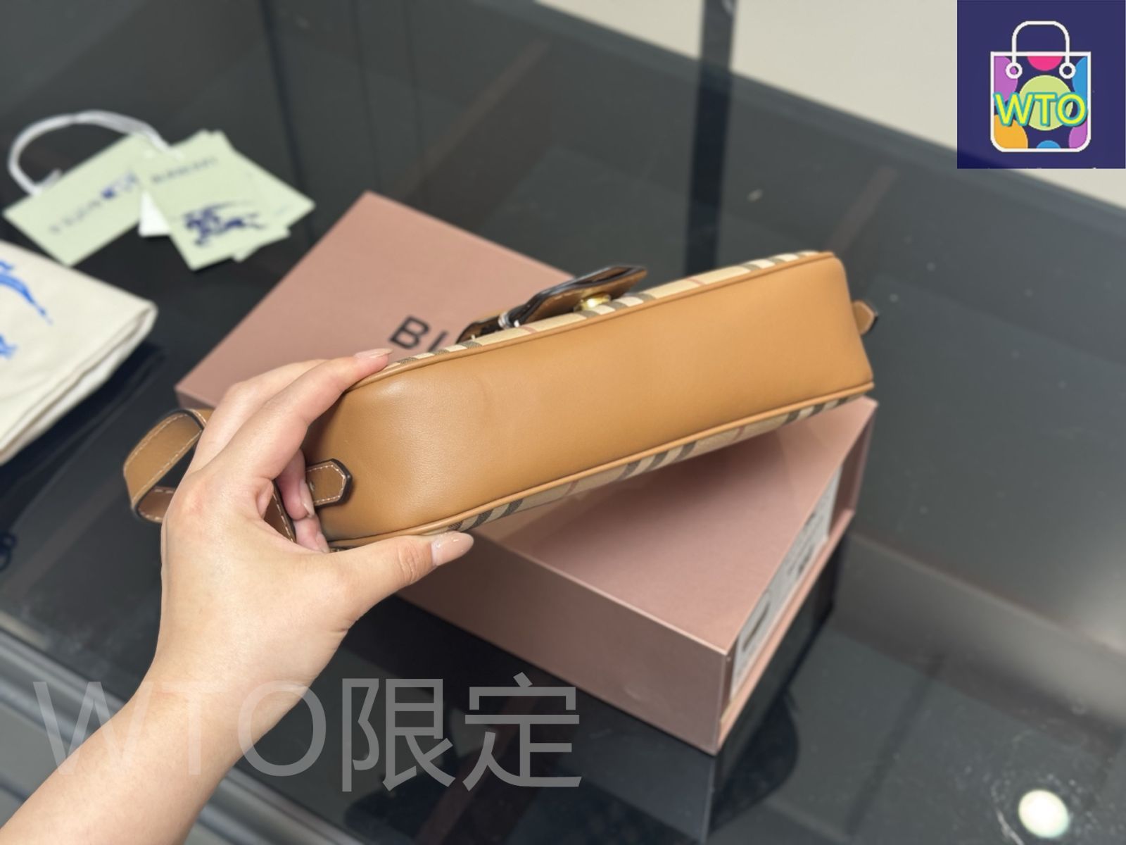 お値下げ　BURBERRYリボンタイ 今日特価】Burberry バーバリー レトロアンダーアーバッグ