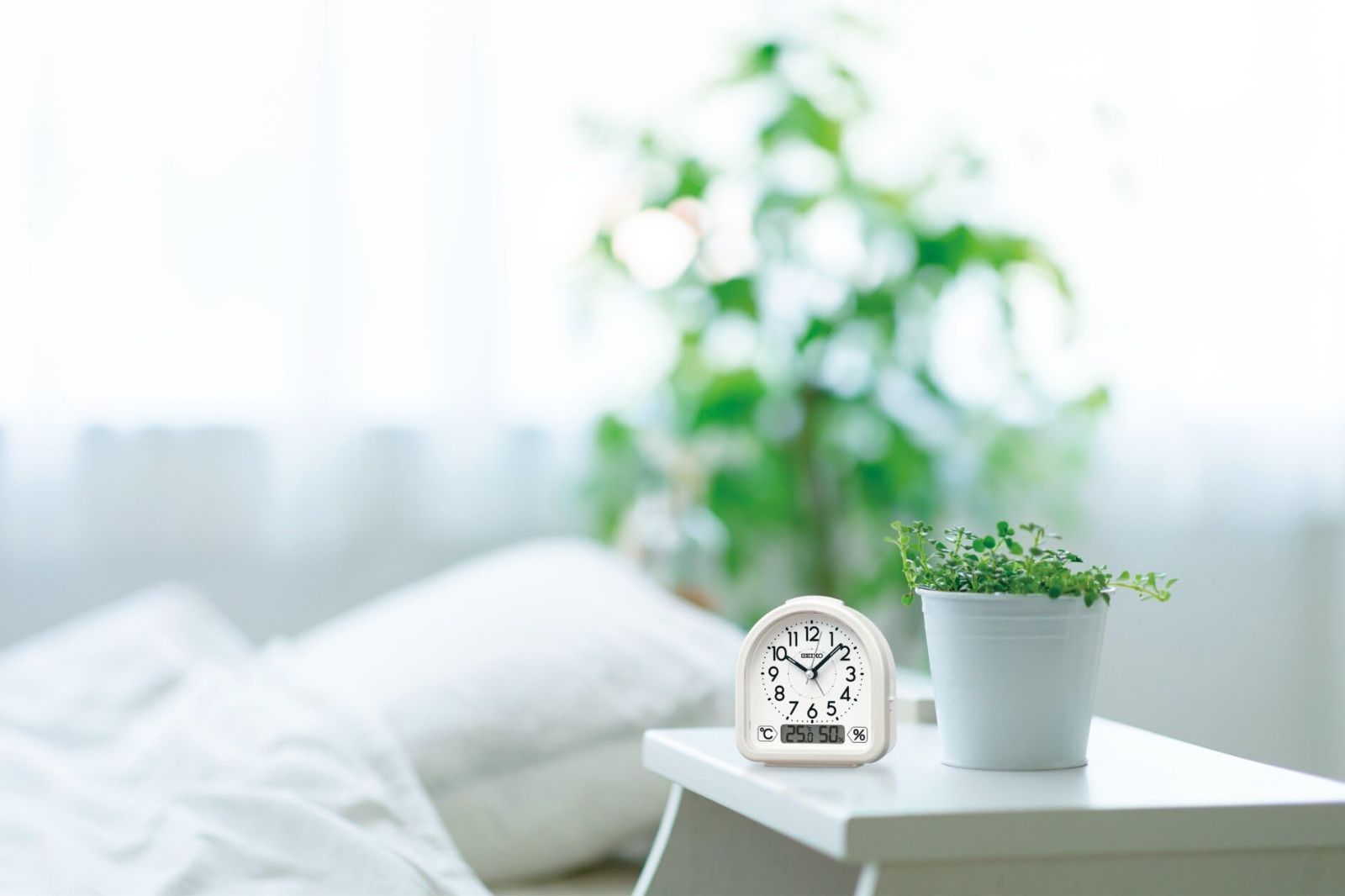 新着商品】セイコークロック 目覚まし時計 置き時計 アナログ 温度