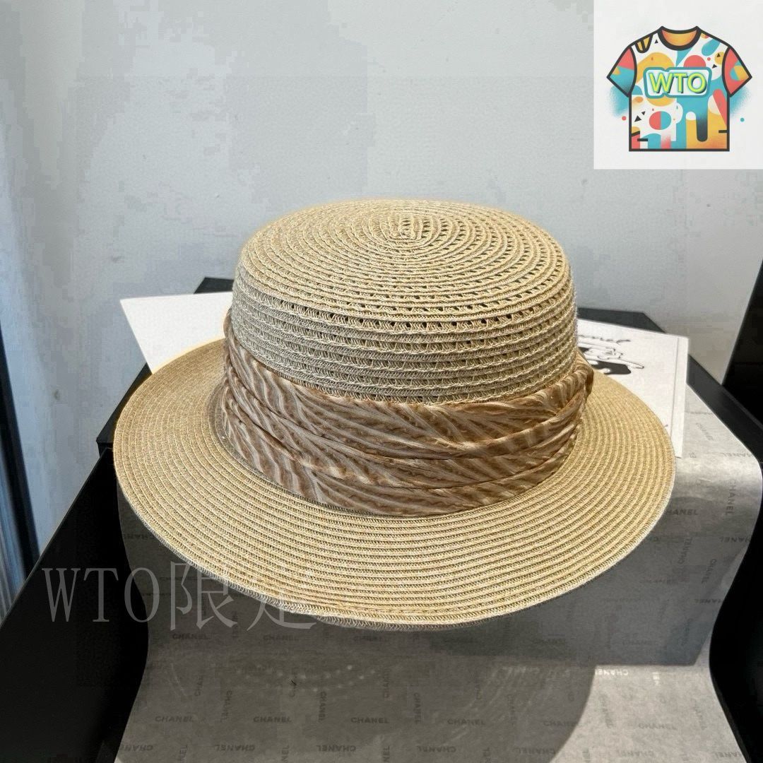 GUCCI ゴールド ストローハット Straw hat with leather detail in natural | GUCCI® AE
