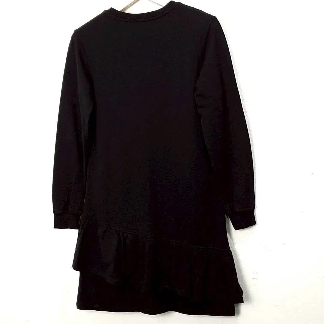 150 ストア ／ 12 三) Moschino(モスキーノ) テディベア 黒 ワンピース