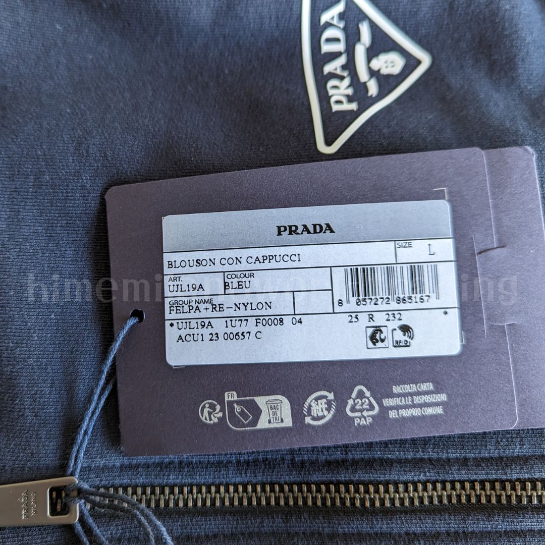 PRADA】メンズフーディ UJL19A ネイビー - メルカリ