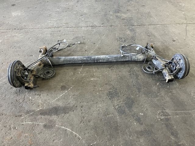 リアアクスルビーム XL