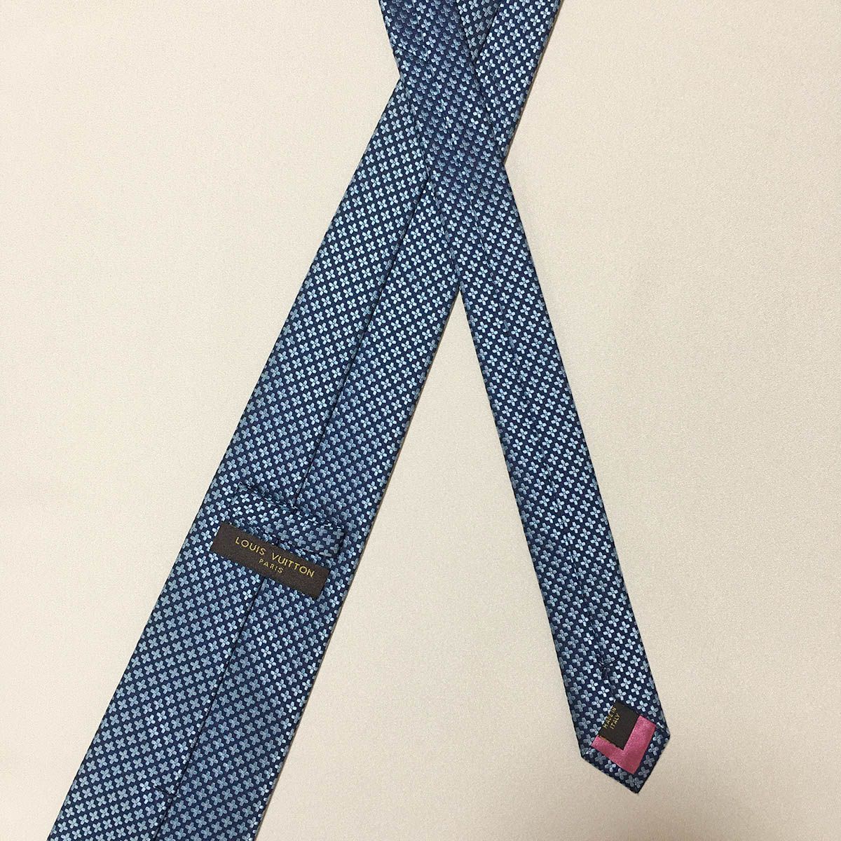 【美品】Louis Vuitton ネクタイ ネイビー/ブルー ストライプ 楽天市場】【アパレル】LOUIS VUITTON ルイ ヴィトン