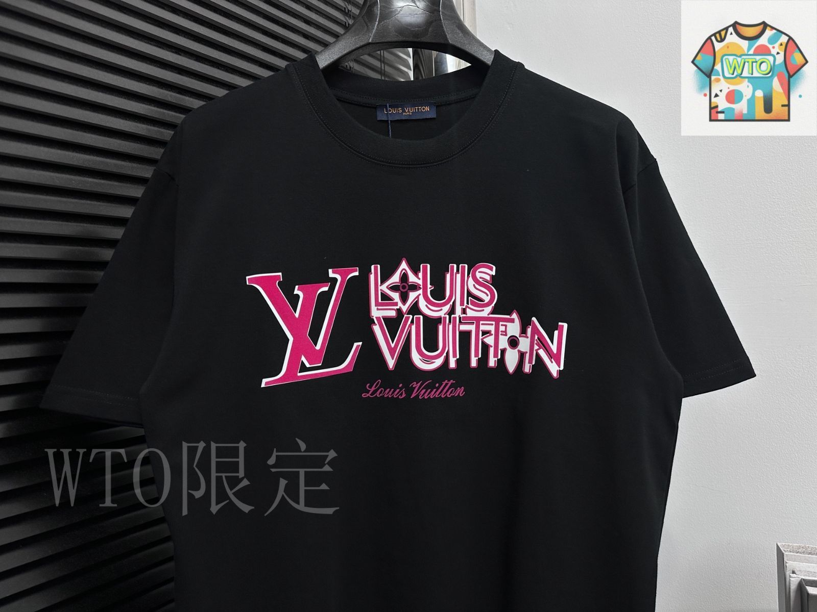 ヴィトン♡ ロゴプリント 半袖今日限定セール 今日特価】Louis Vuitton 25ss シールロゴプリント半袖 - メルカリ