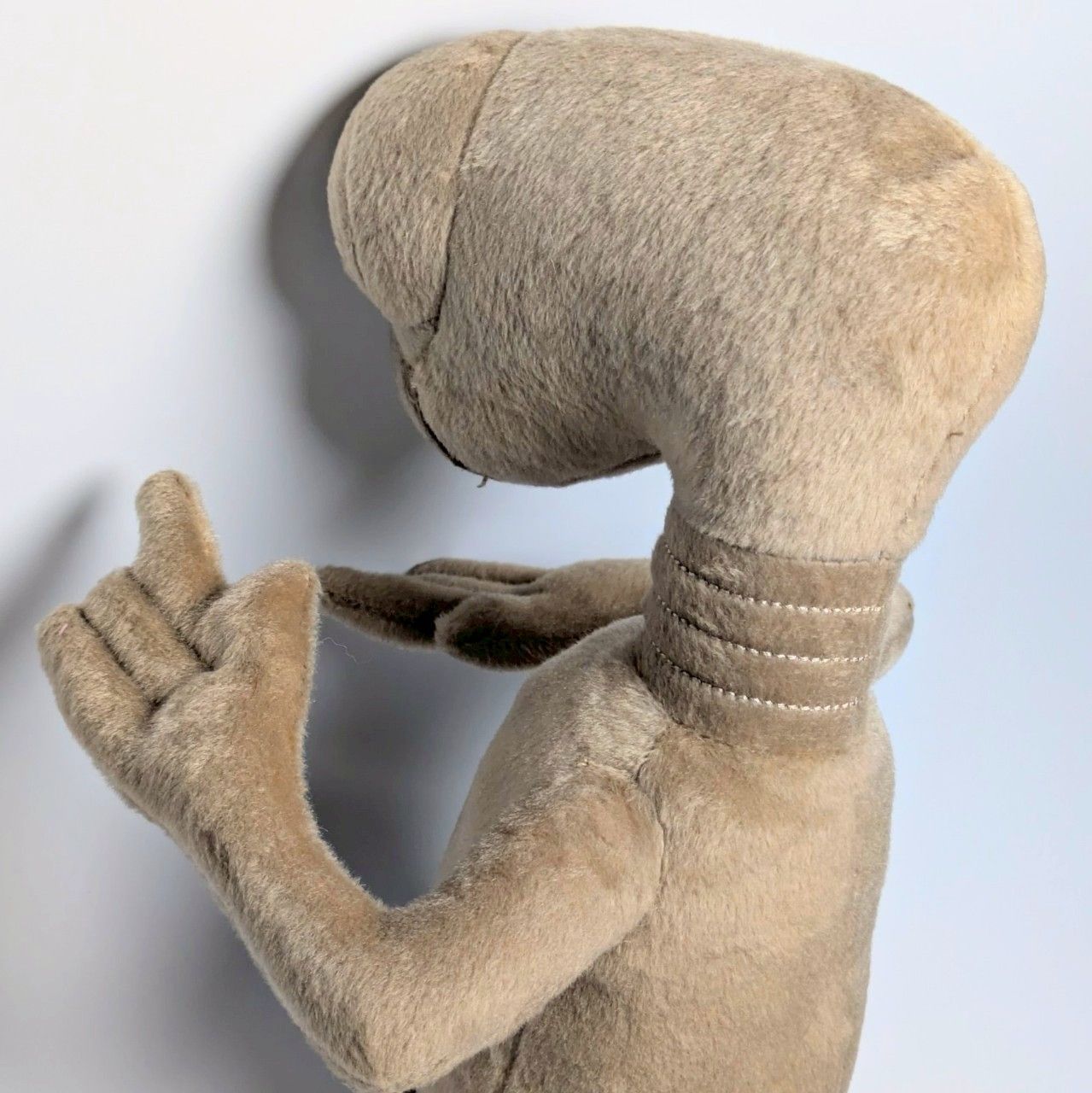 レア当時物　E.T.ぬいぐるみ E.T. ぬいぐるみ 当時物 - メルカリ