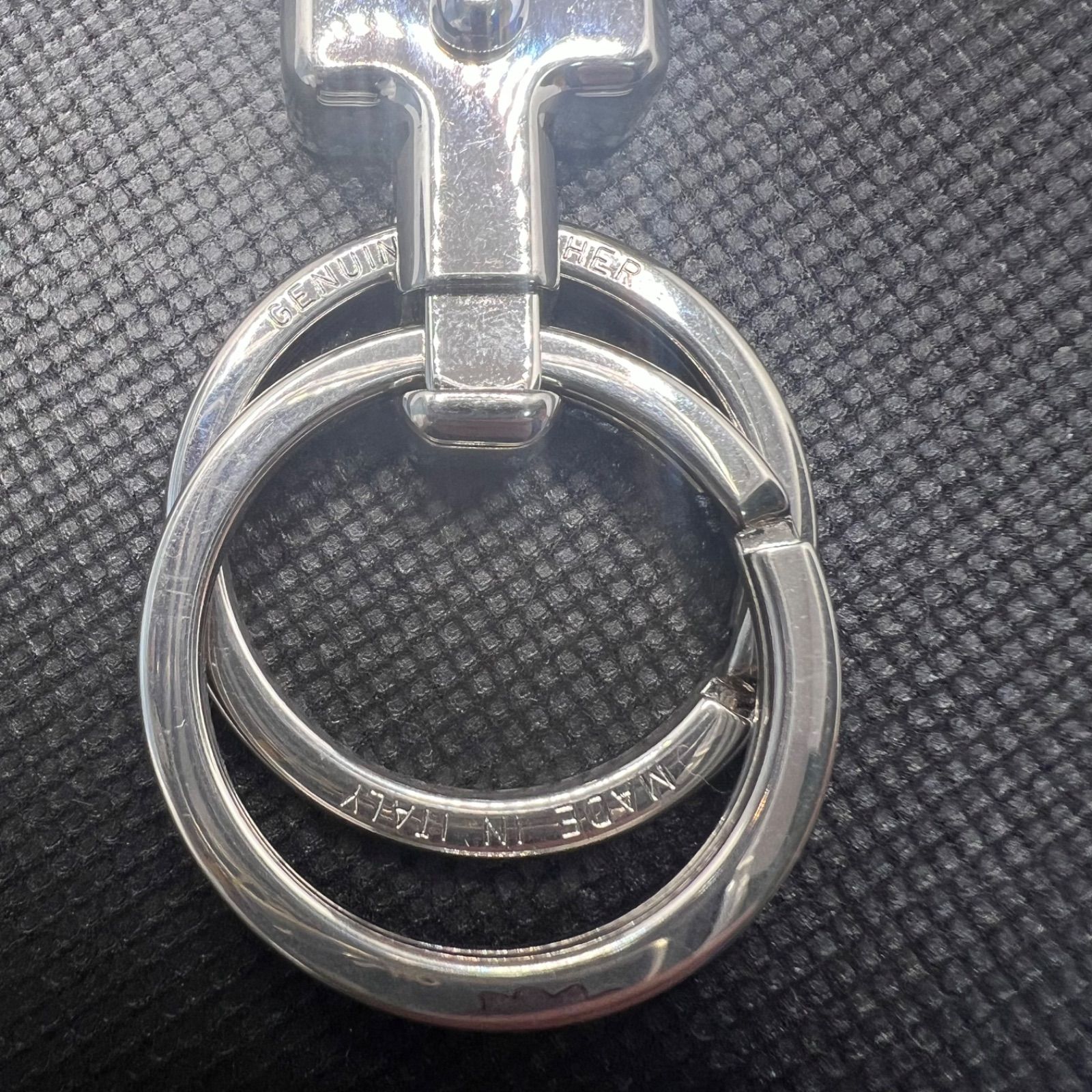 美品 TOD’S　トッズ　レザー/ブルー　キーホルダー　キーリング 楽天市場】トッズ キーホルダー XAMTSIGA200 RLO / RIA