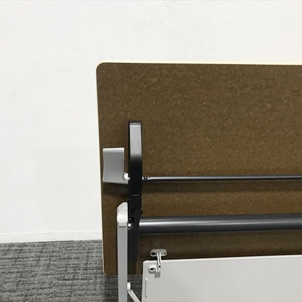 フラップ式会議テーブル