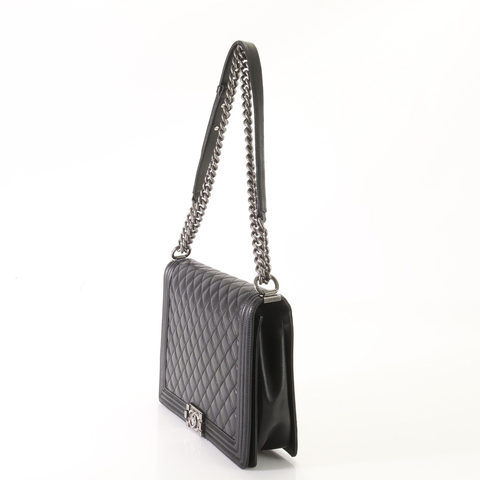 CHANEL シャネル【極美品】ボーイ チェーンショルダーバッグ ブラック ラム