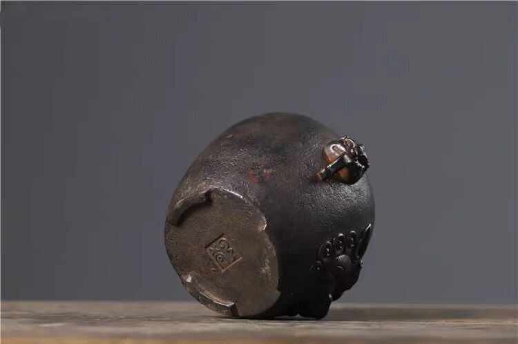 古鉄器 双耳獣頭