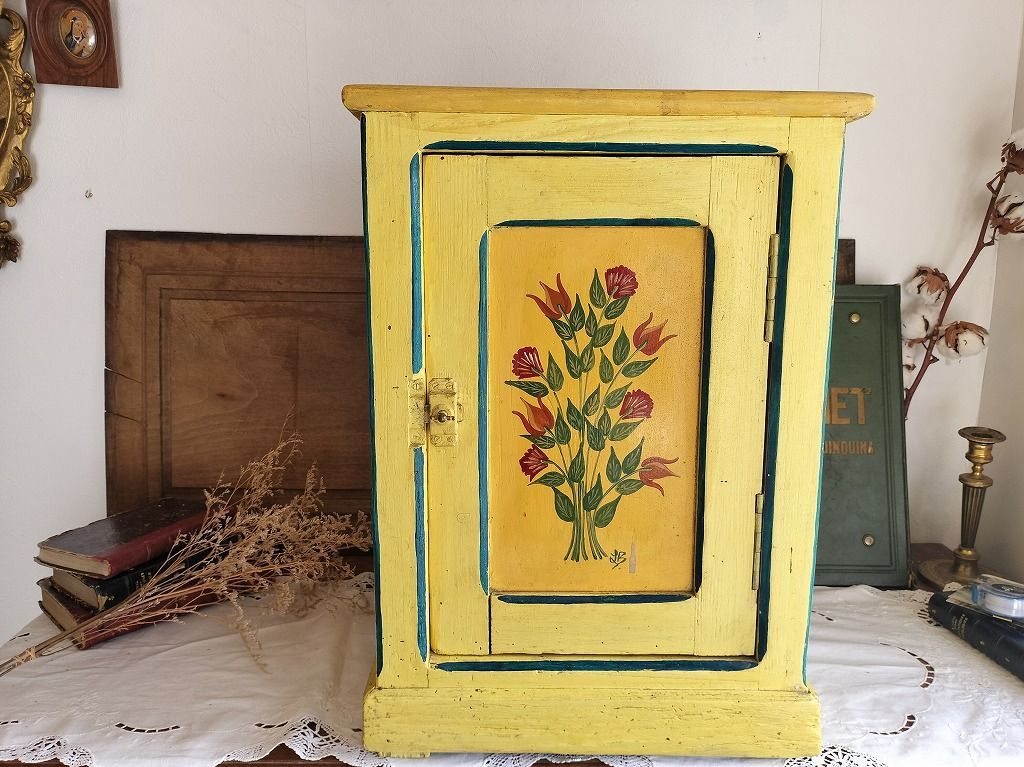 フランス アンティーク 素敵な 南仏 木製 彫刻 手書き絵つき スモール キャビネット