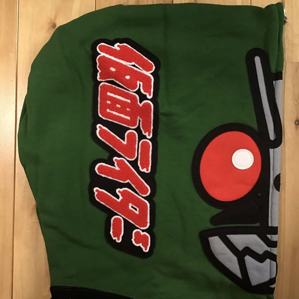 ☆新品☆ 仮面ライダー パーカー Mサイズ MASKED RIDER full zip 