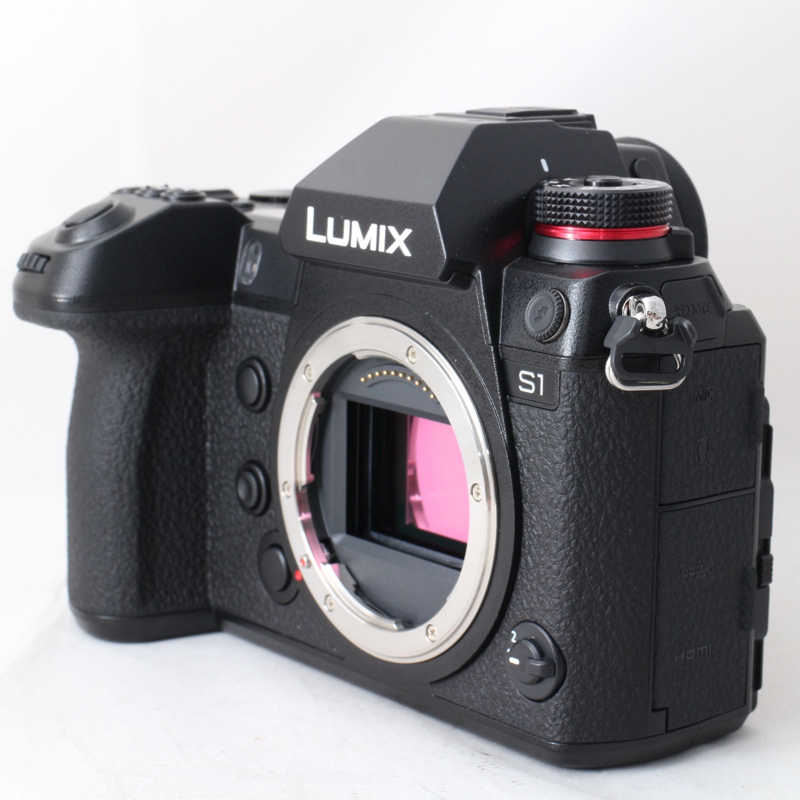 ☆新品級・ショット数611☆ Panasonic LUMIX S1 ボディ DC-S1-K