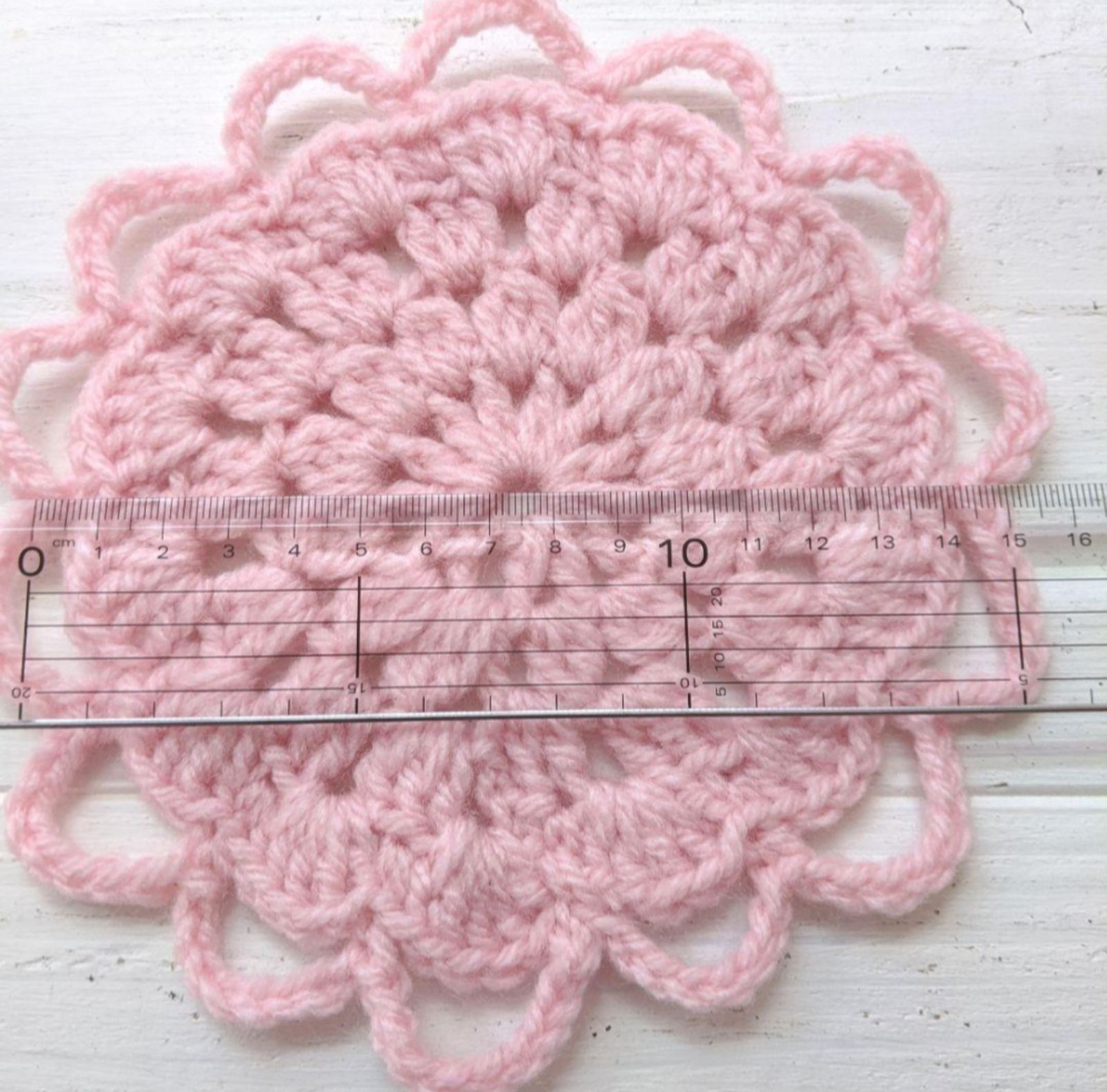 crochet クロッシェ かぎ編み マルチコースター 花 毛糸 ベビーピンク 
