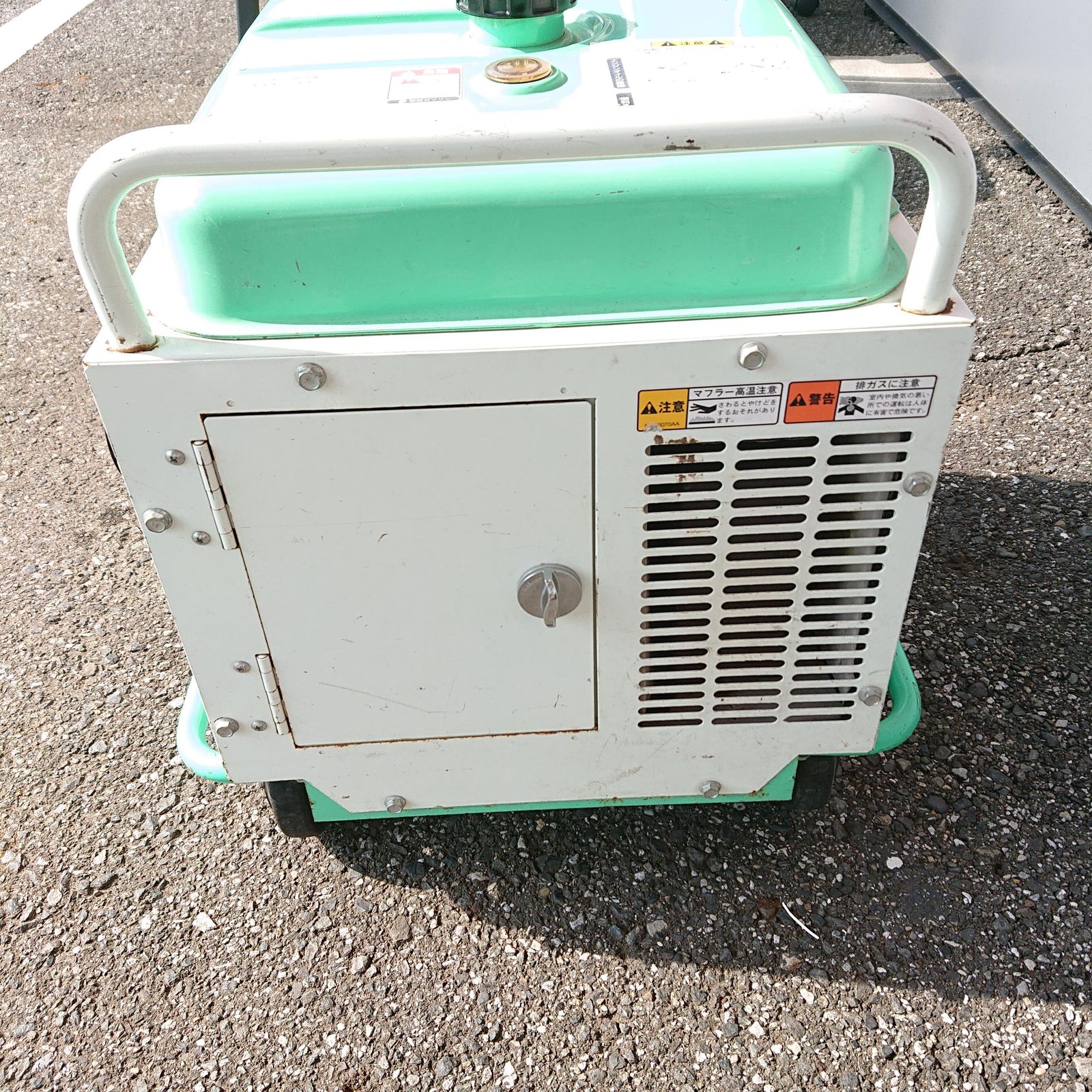 エンジン高圧洗浄機