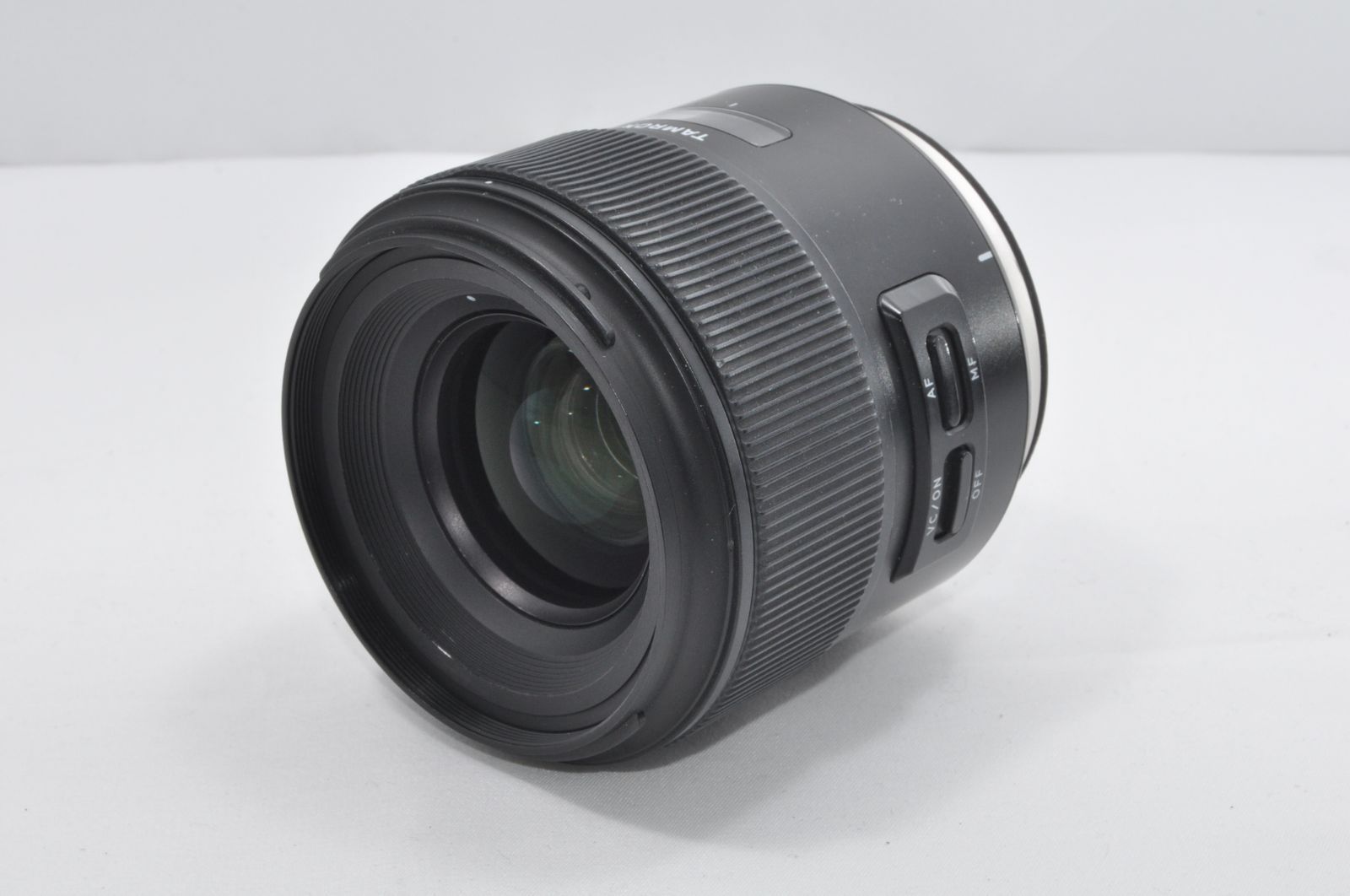 F1.8