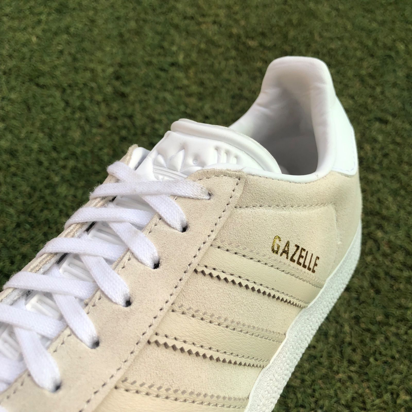 祝開店！大放出セール開催中 ガッツレー storeアディダス adidas×freaks 美品23 H402 メルカリ - 靴