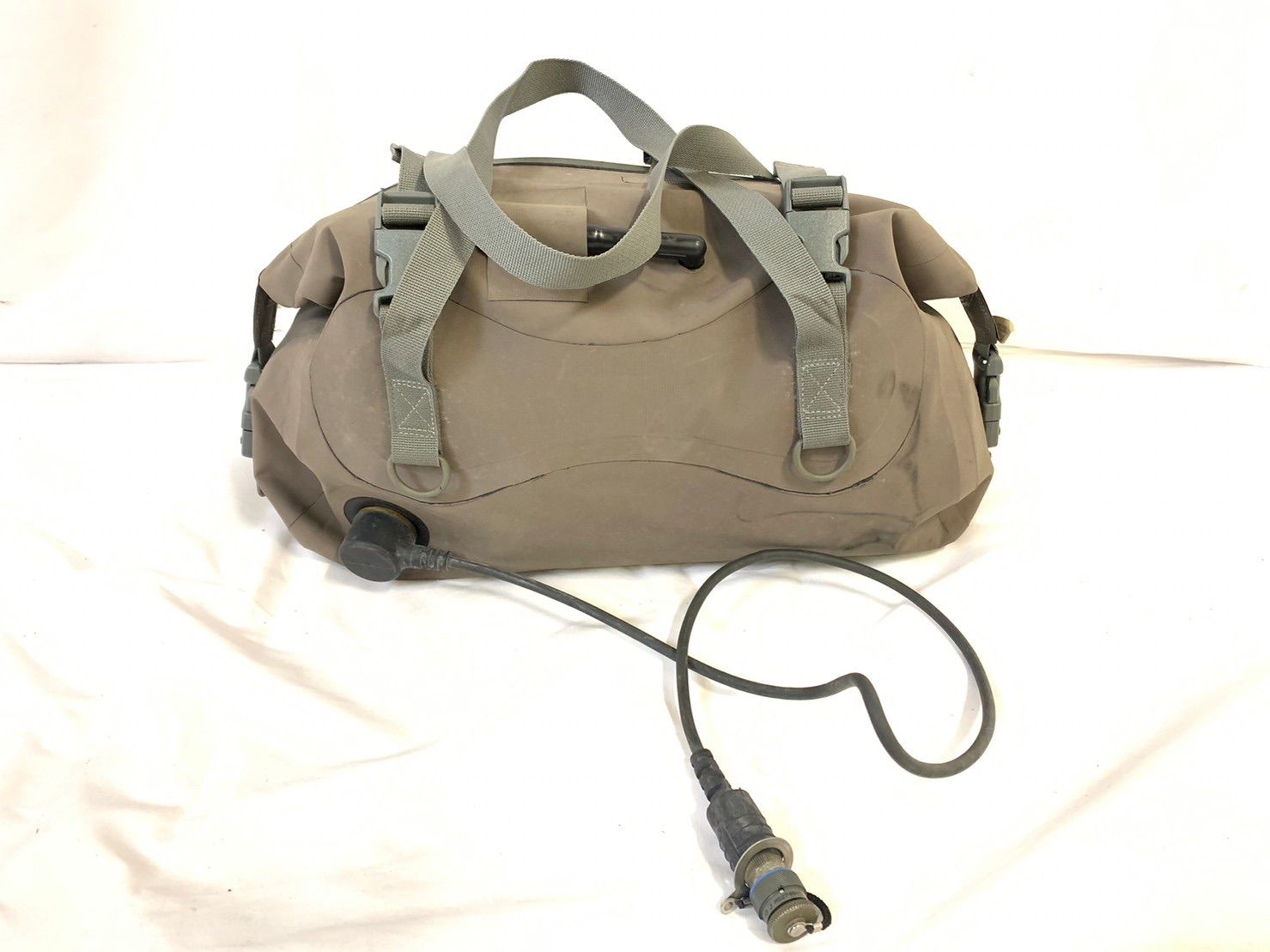 米軍放出品】☆WATERSHED 未使用 完全密閉防水バッグ 中袋なし ドライ