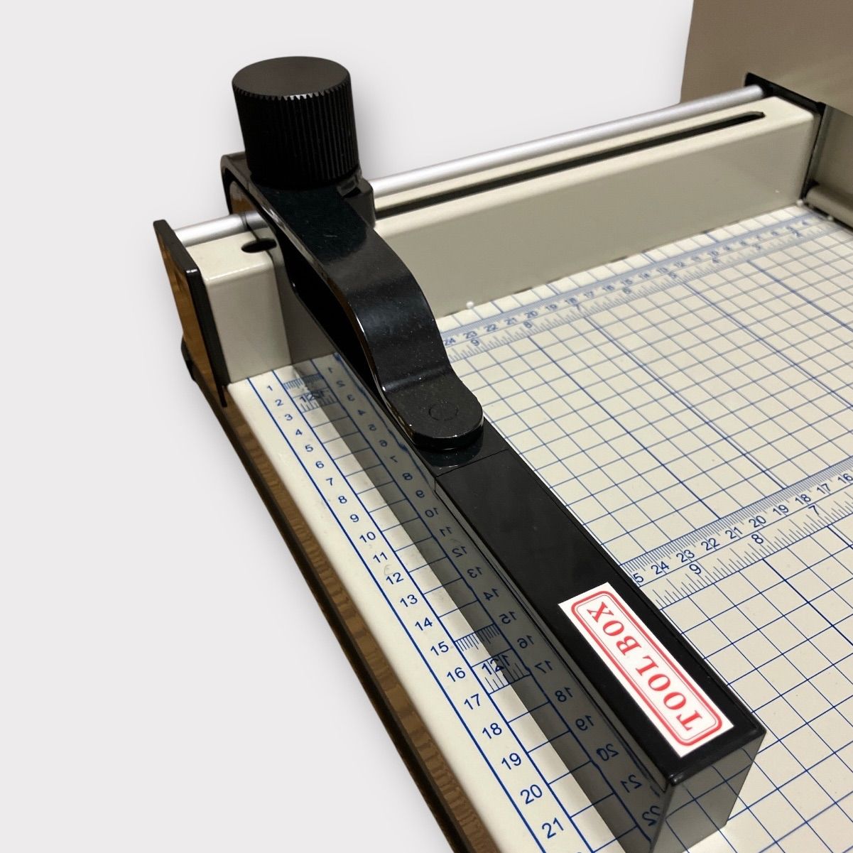 業務用裁断機 A4サイズ