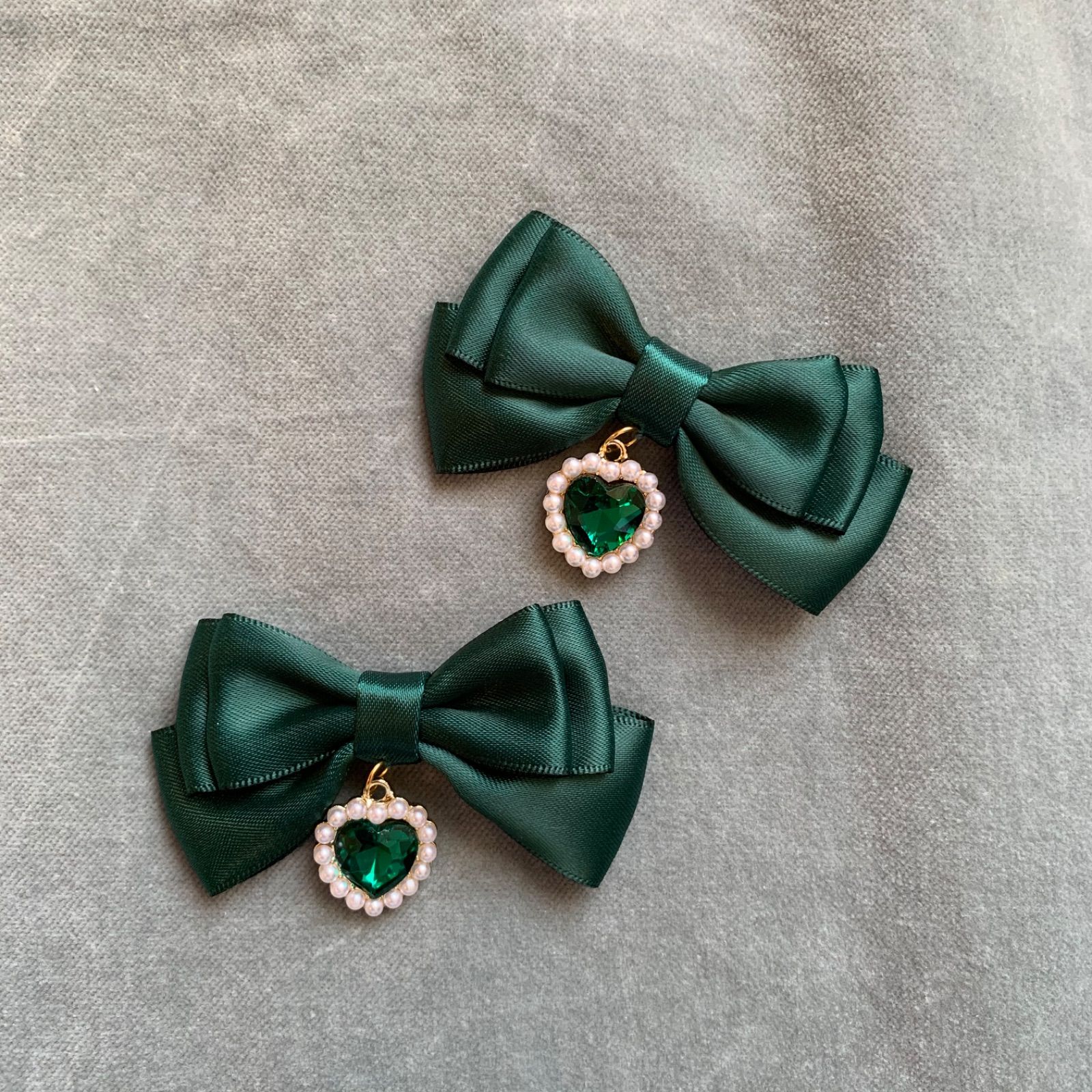 緑入荷！ ペタシャムダブルリボン ベビーヘアクリップ ヘアピン ヘアゴム リボン 緑入荷！ ペタシャムダブルリボン ベビーヘアクリップ ヘアピン